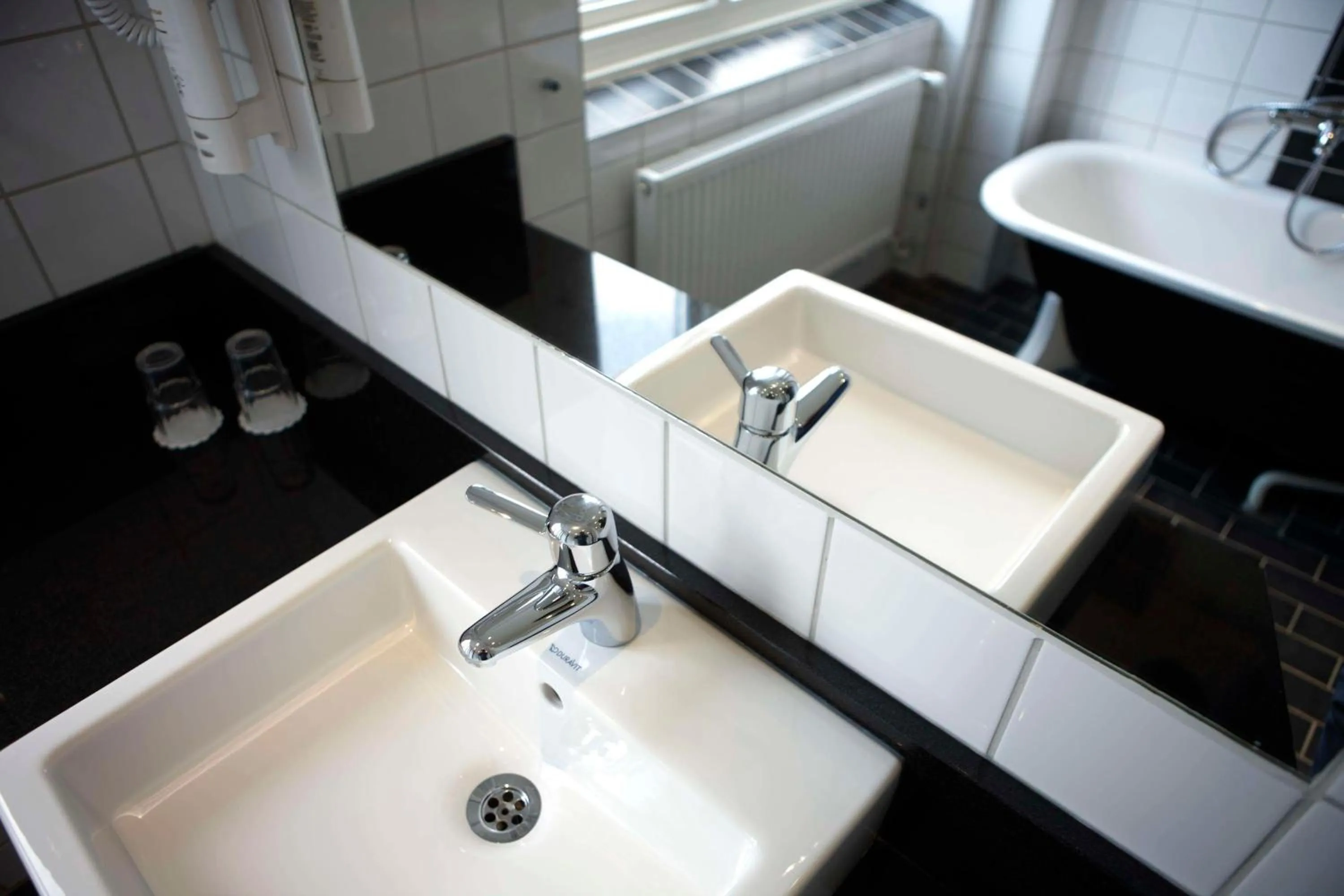 Bathroom in Scandic Billingen