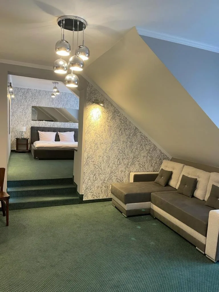 Living room, Bed in Hotel Fox