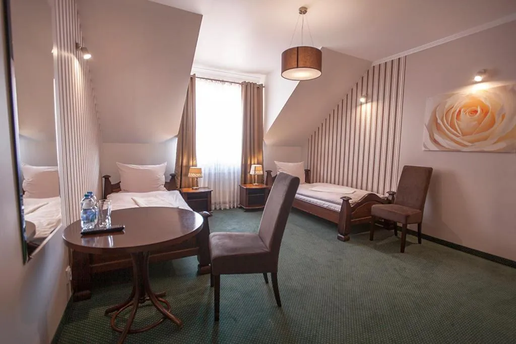 Photo of the whole room, Bed in Hotel Fox