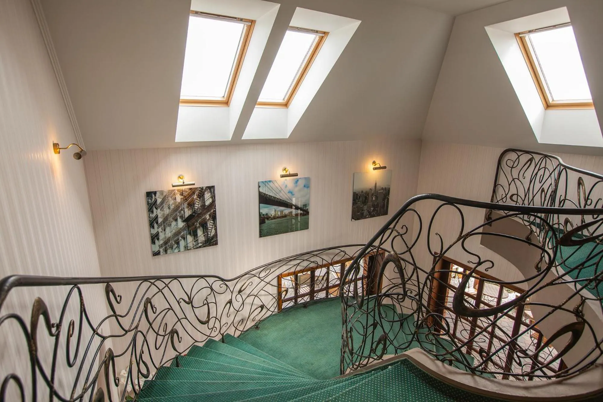 Property building in Hotel Fox