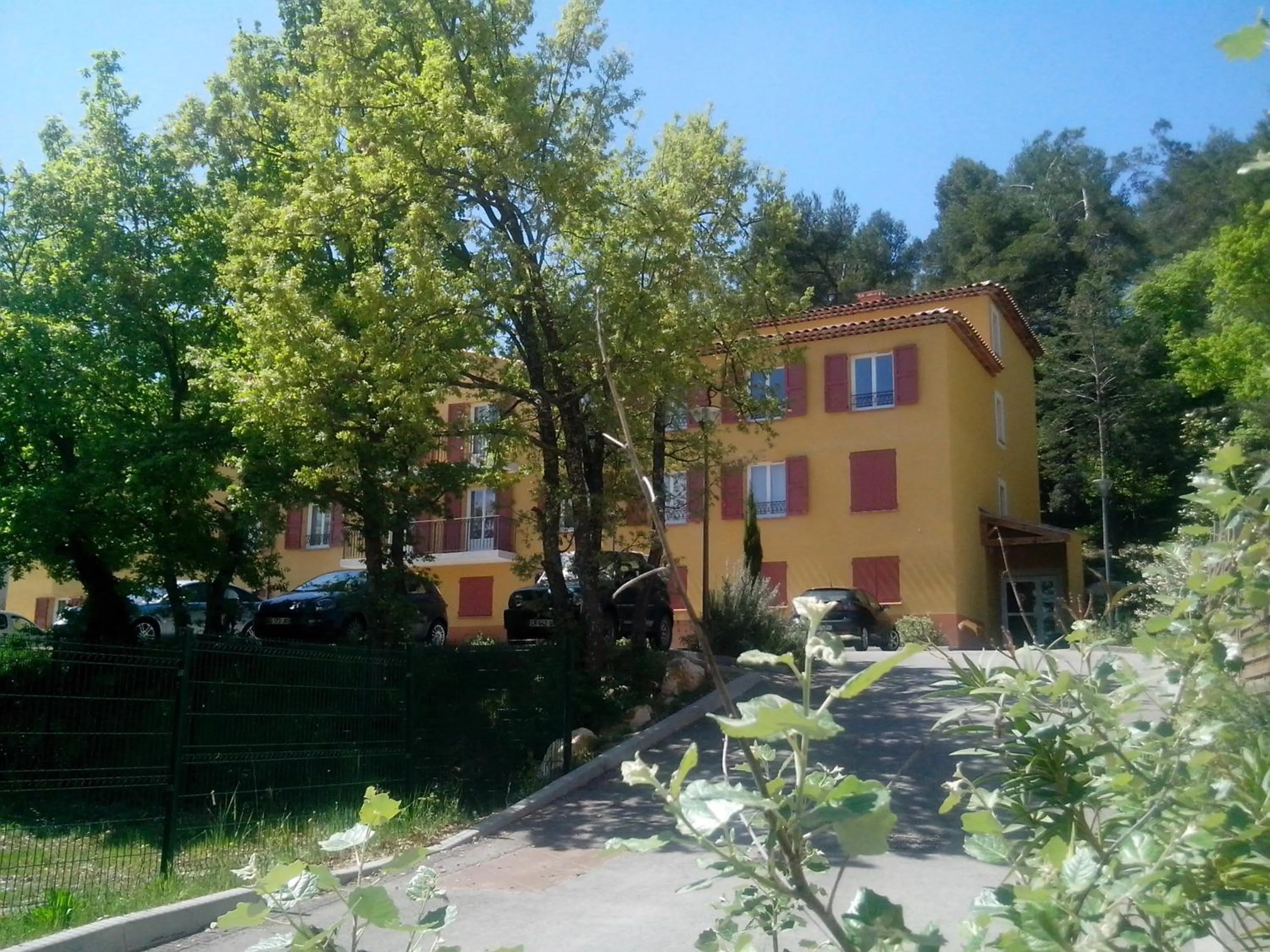 Facade/entrance in Résid'Artel Cadarache - ITER