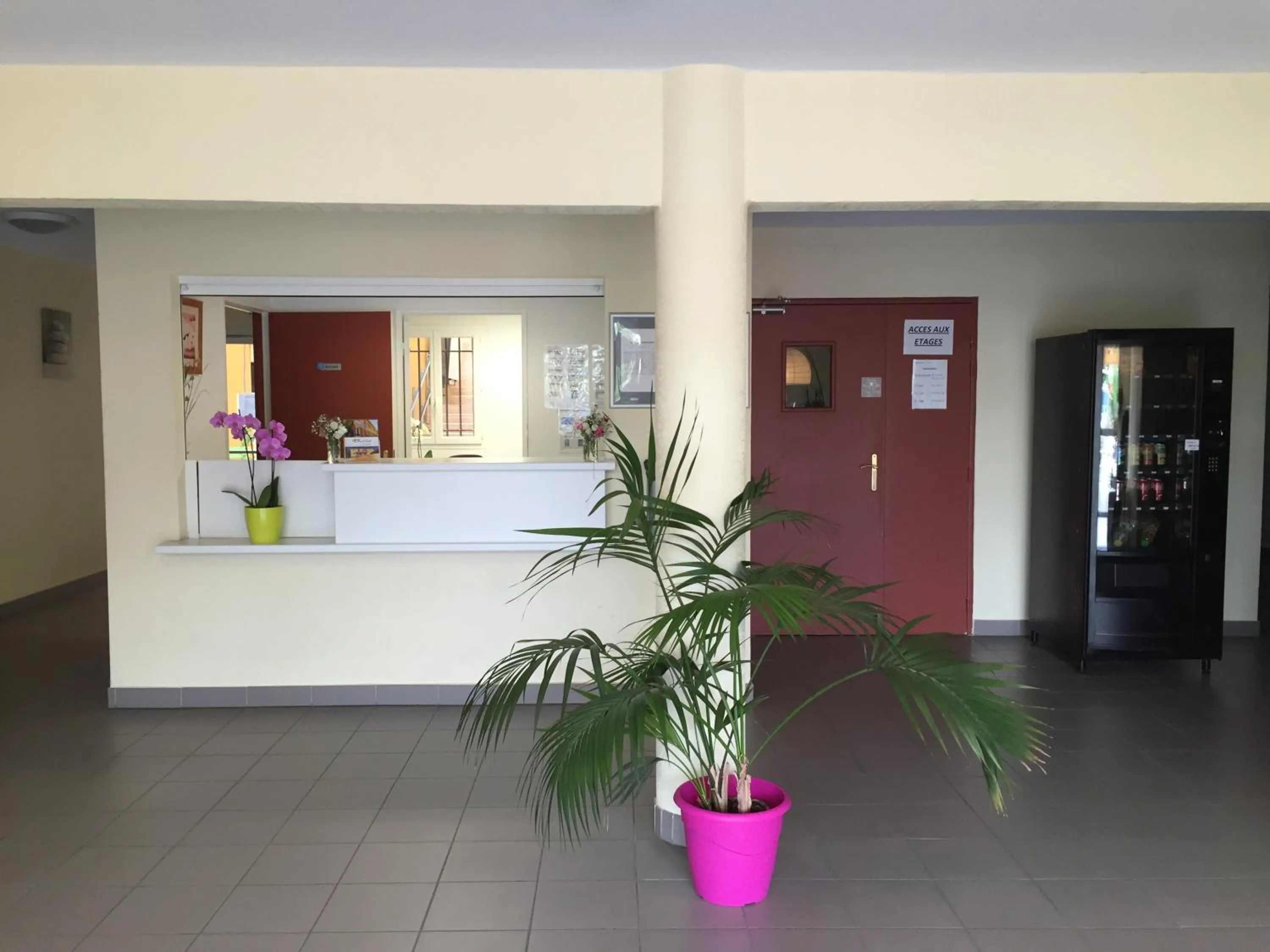 Lobby or reception in Résid'Artel Cadarache - ITER