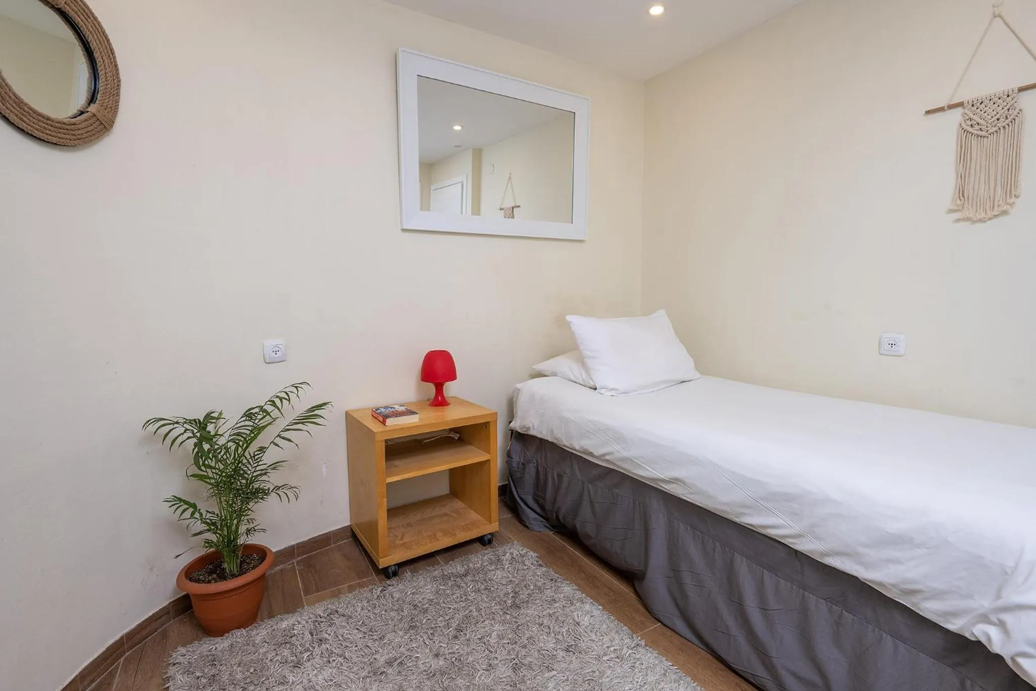 Bedroom, Bed in Mike's House Jerusalem