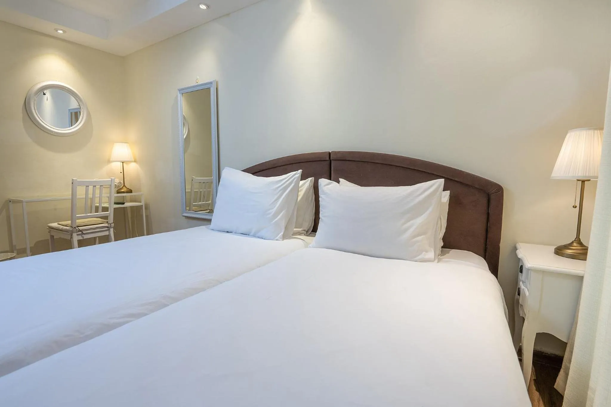 Photo of the whole room, Bed in Mike's House Jerusalem