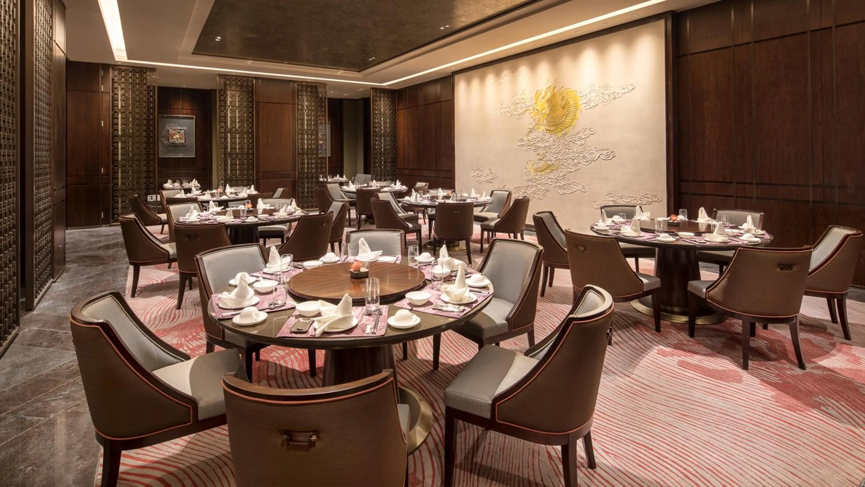 Restaurant/places to eat in HUALUXE Xiamen Haicang Habour View