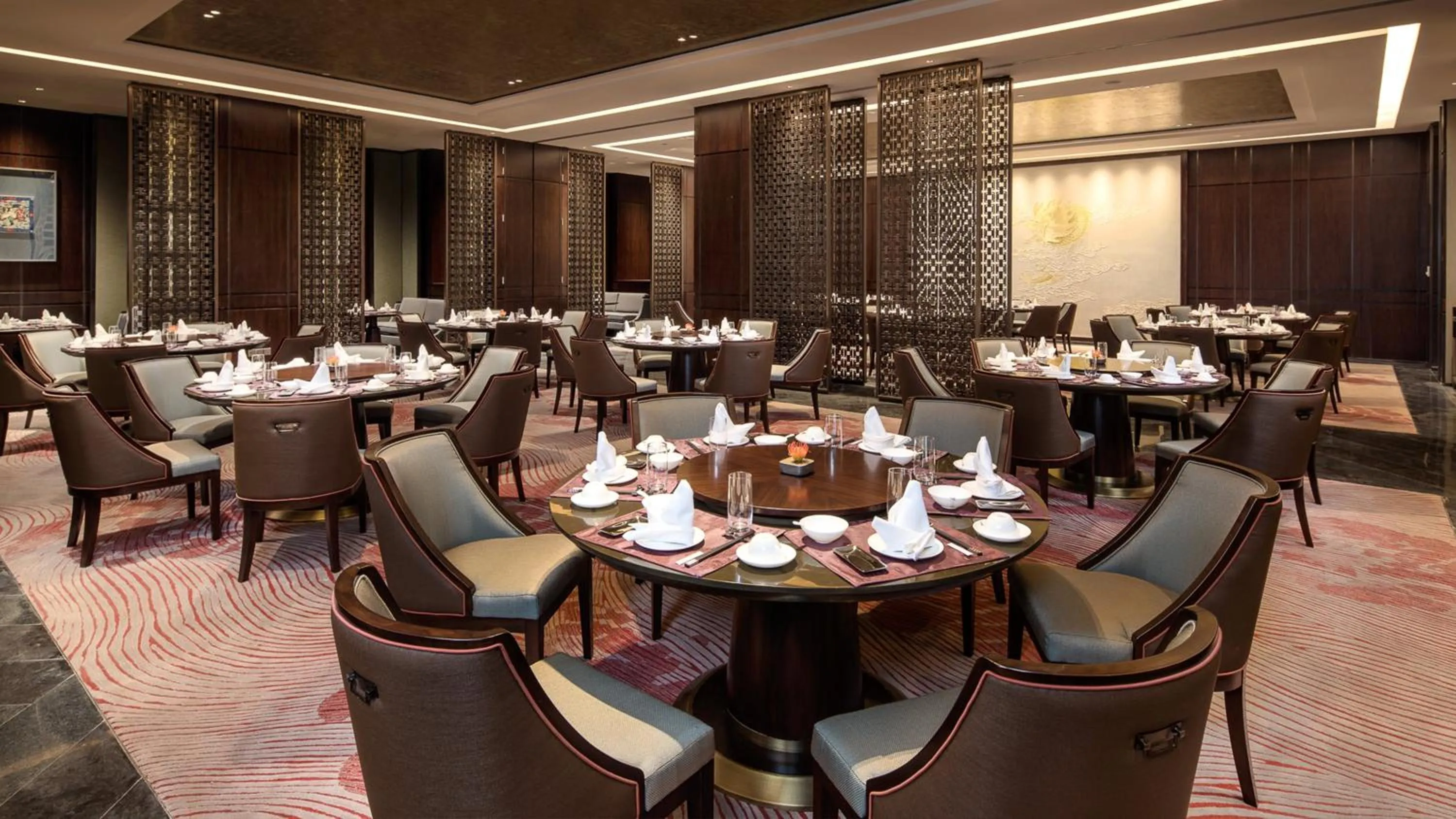 Restaurant/places to eat in HUALUXE Xiamen Haicang Habour View