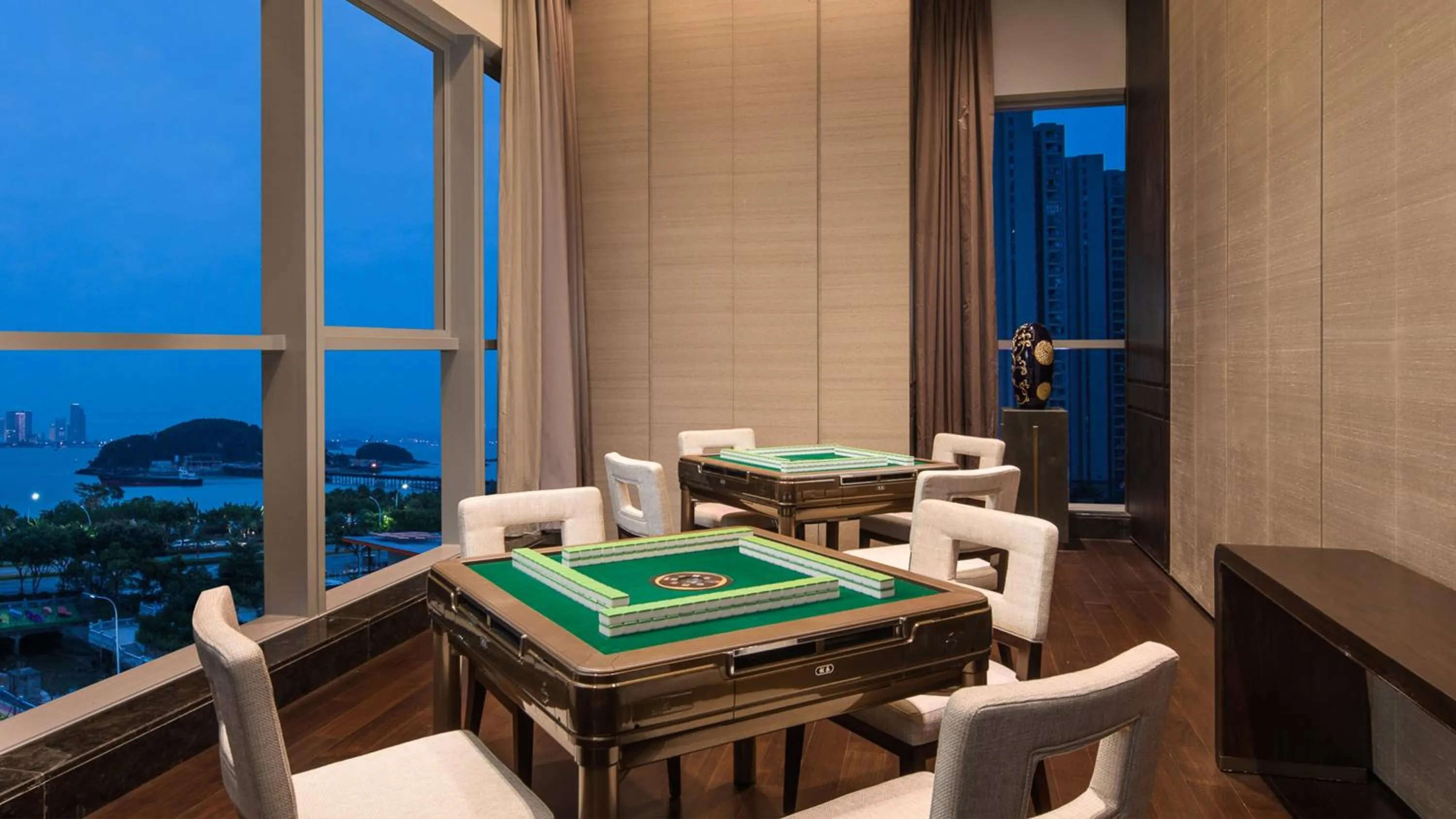 Fitness centre/facilities in HUALUXE Xiamen Haicang Habour View