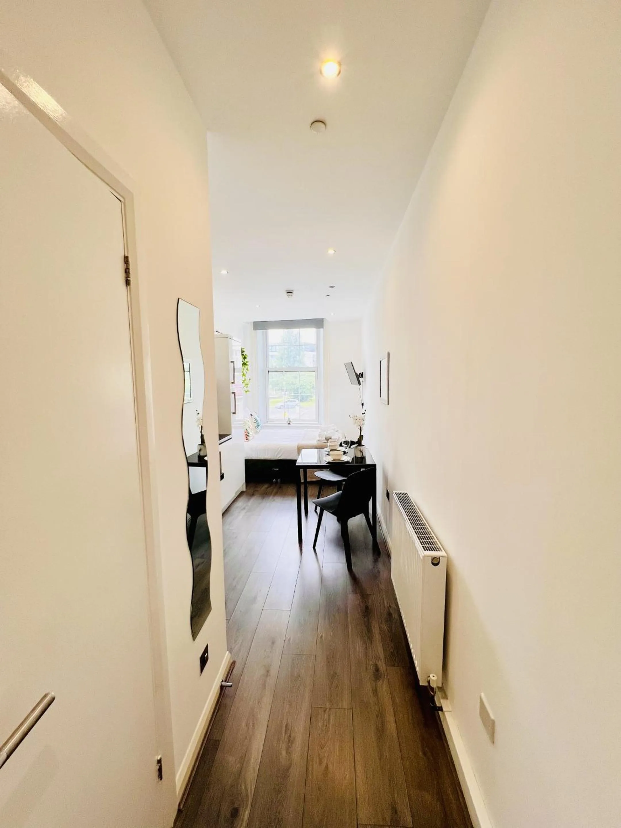 Bathroom in Fox House Studios, City centre Aparthotel