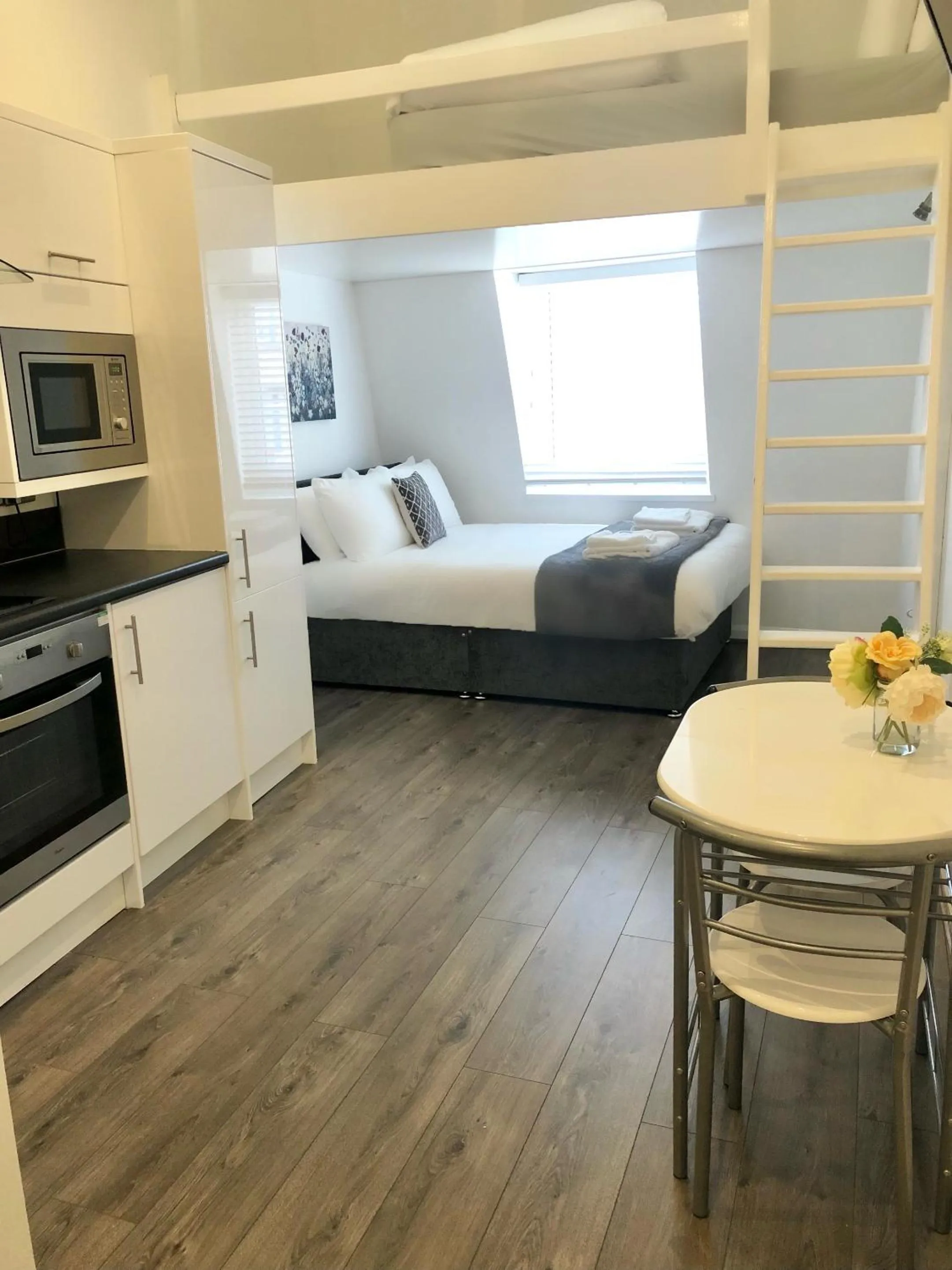 Other, Bed in Fox House Studios, City centre Aparthotel