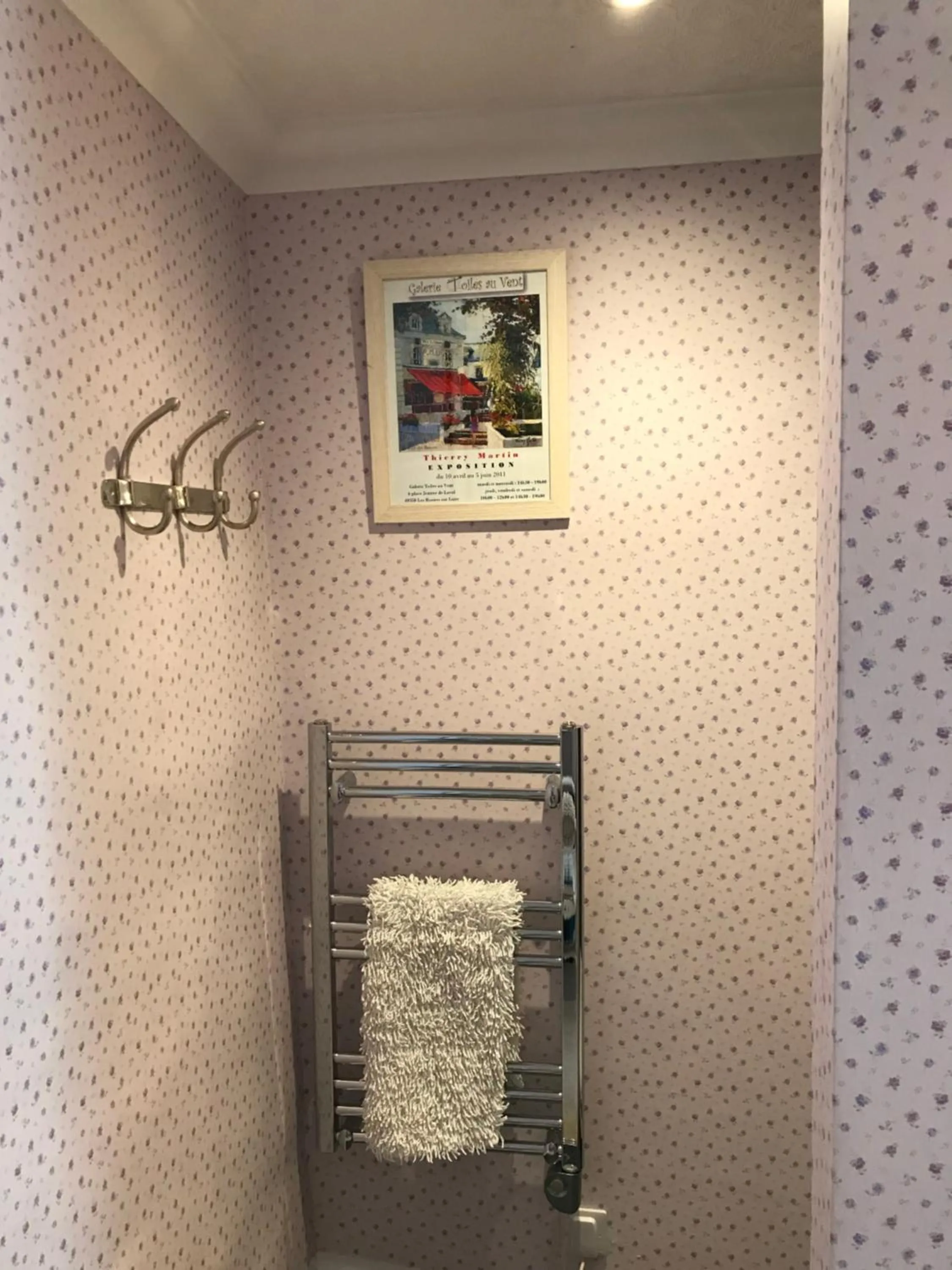 Bathroom in SPRING GARDENS B&B