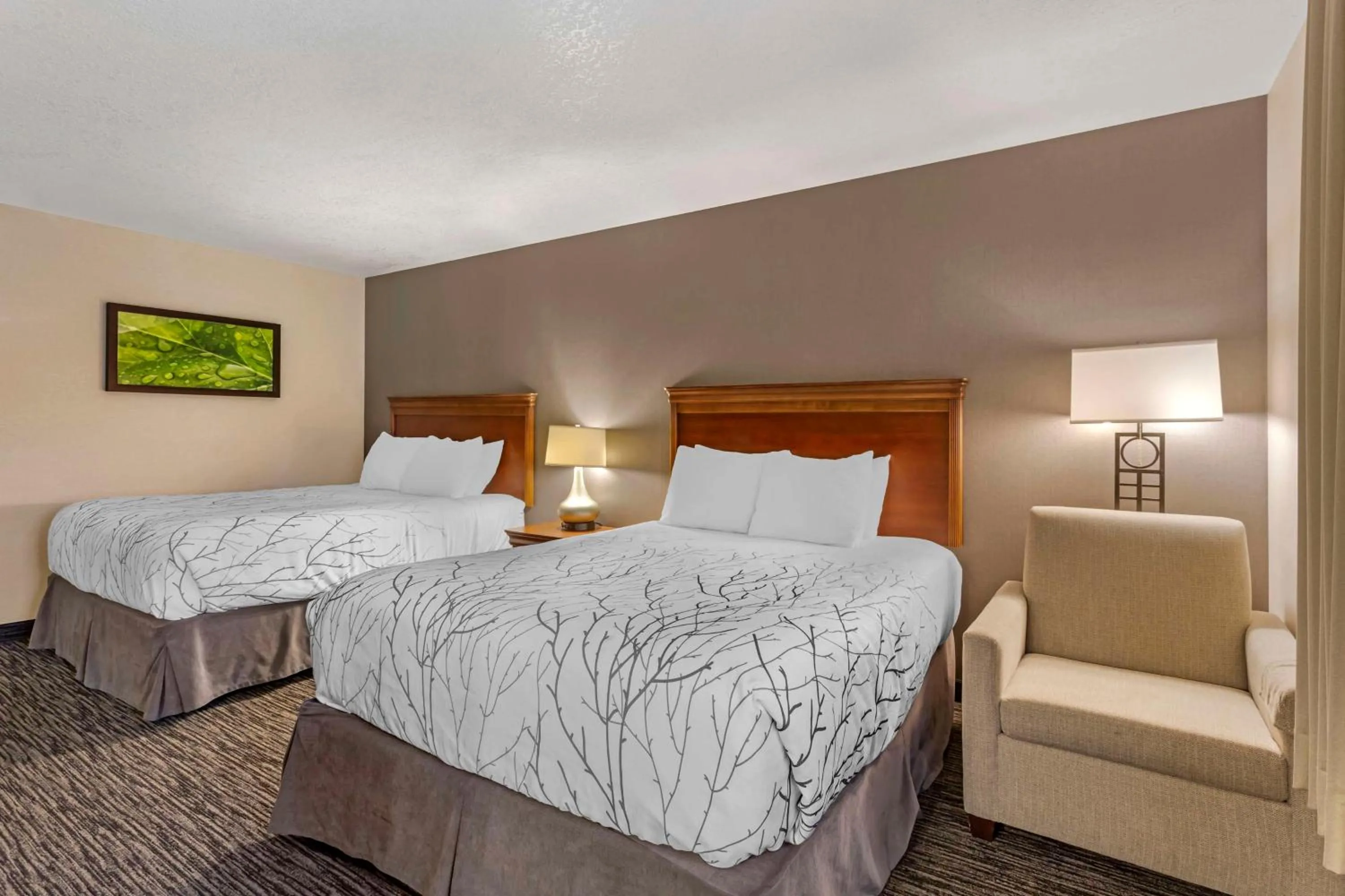 Bedroom, Bed in Best Western Plus Landmark Inn