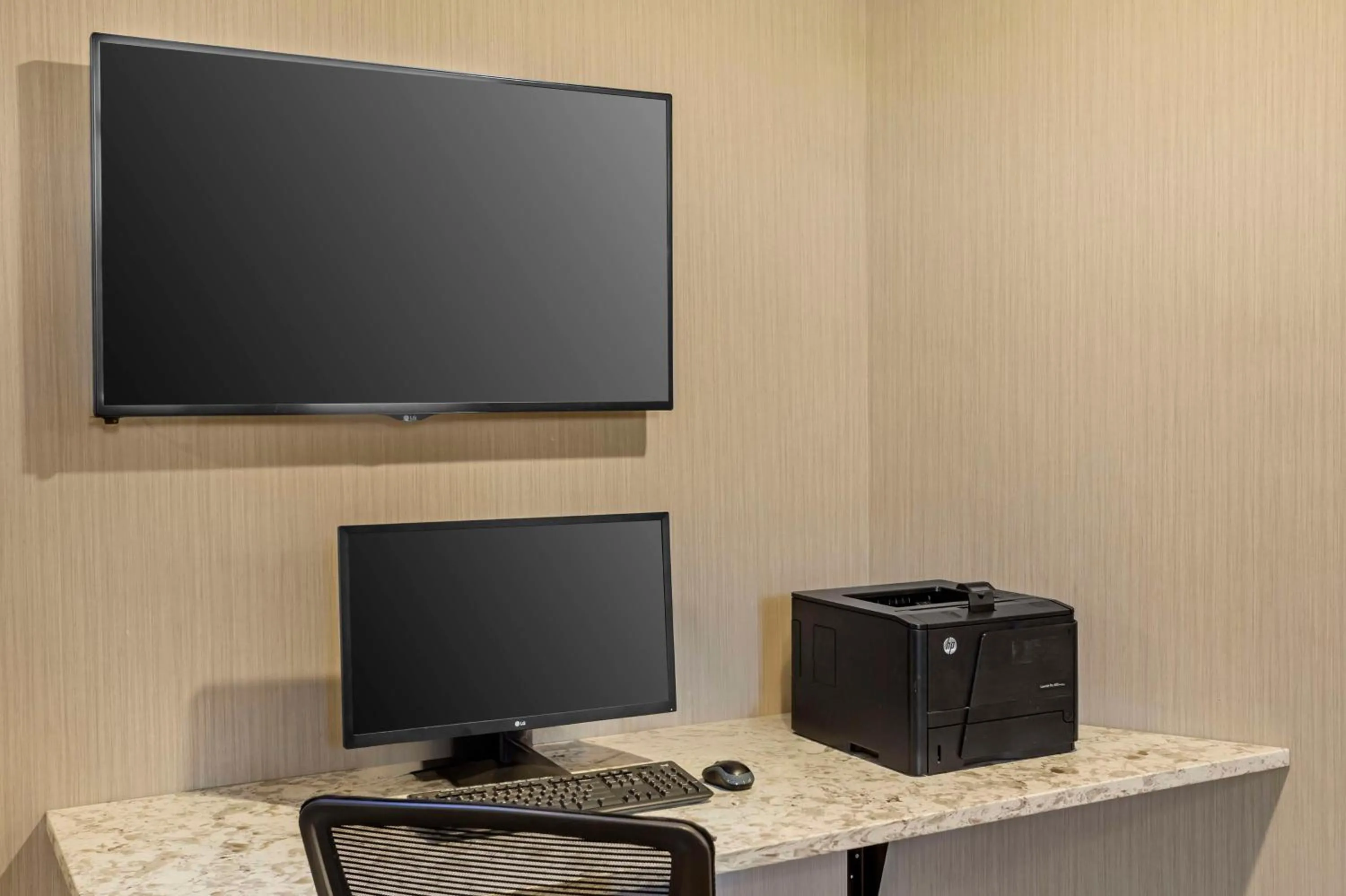 Business facilities in Best Western Plus Landmark Inn