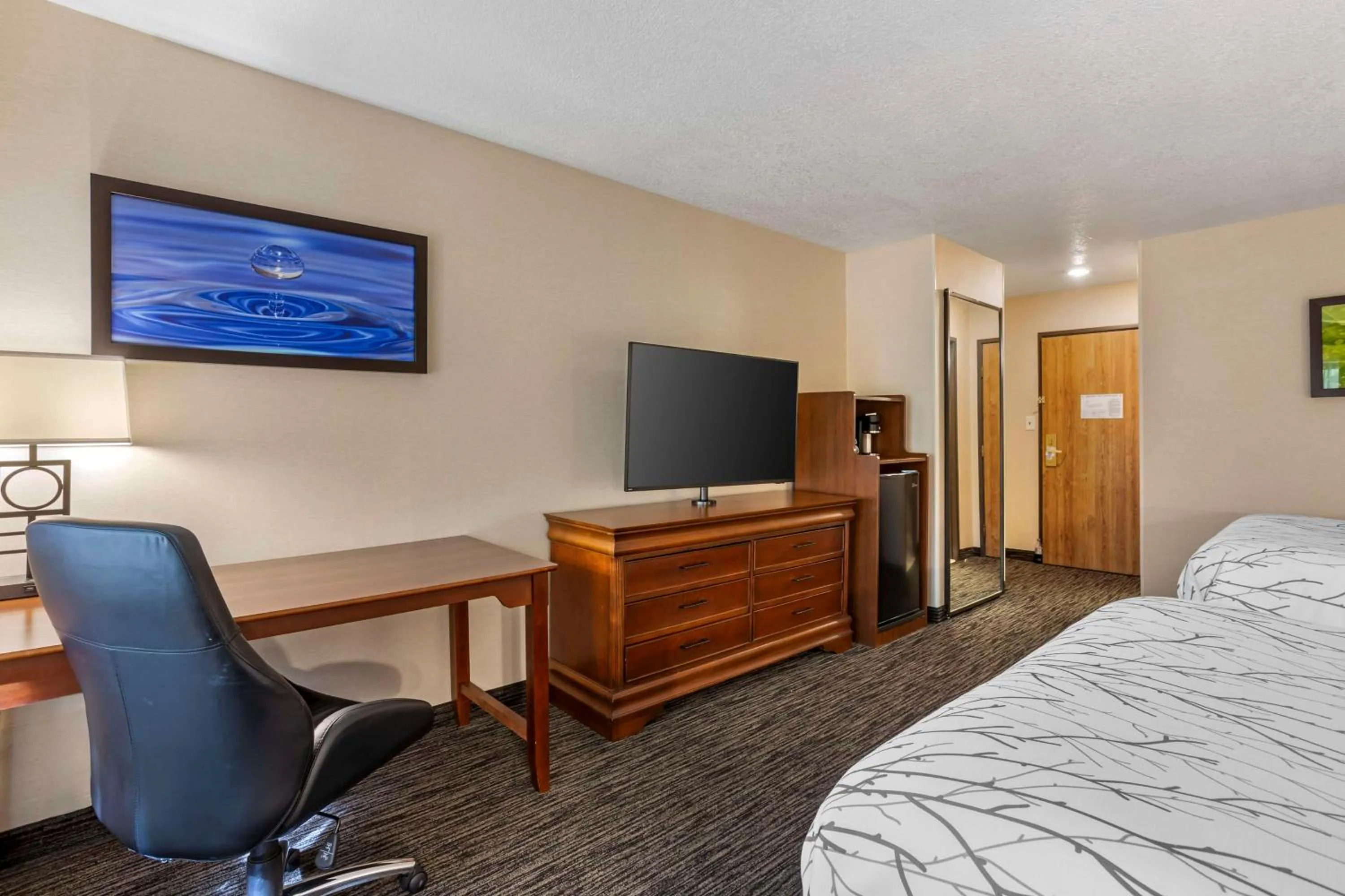 Bedroom, Bed in Best Western Plus Landmark Inn