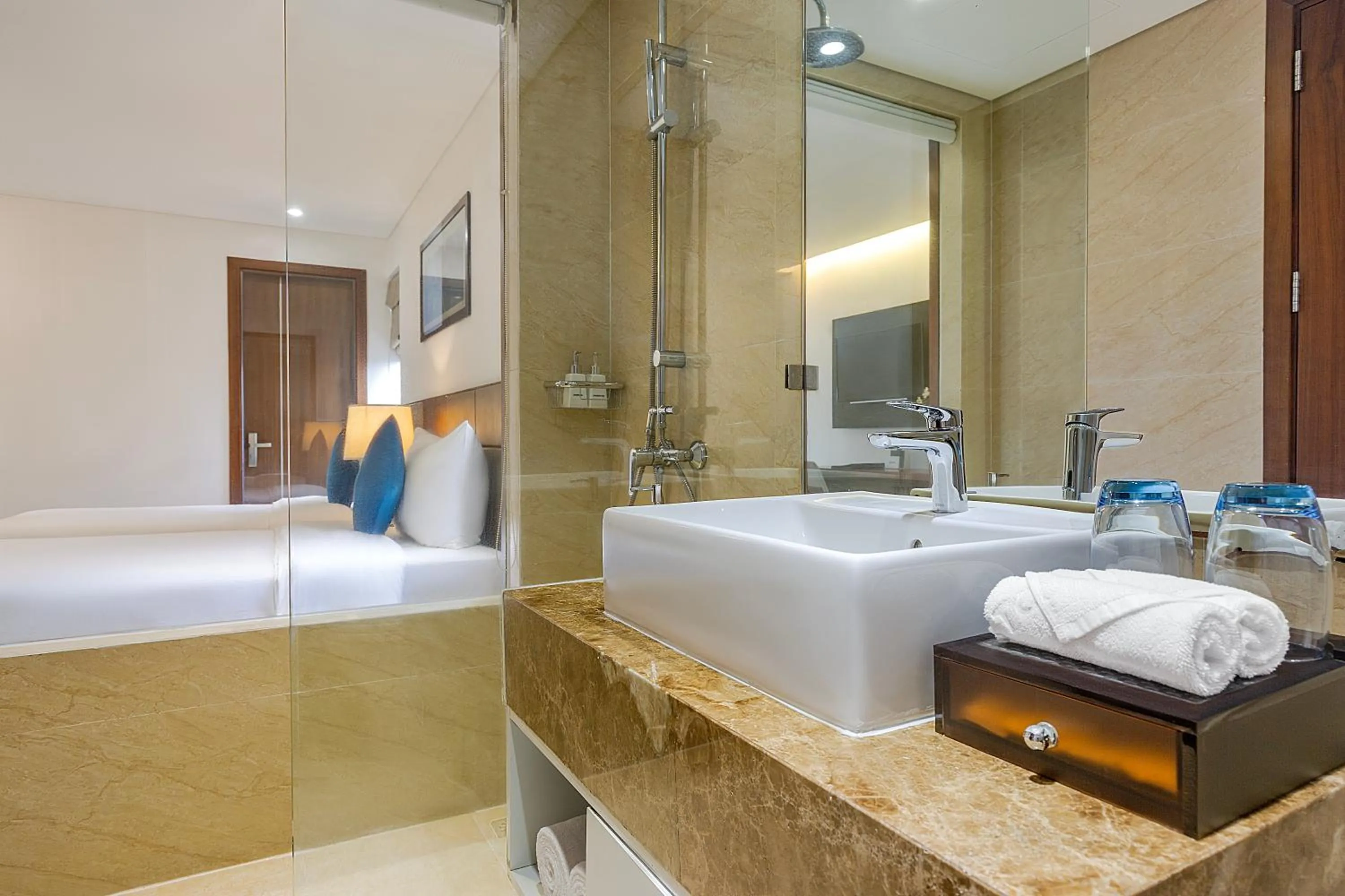 Toilet in Pavilion Hotel Da Nang