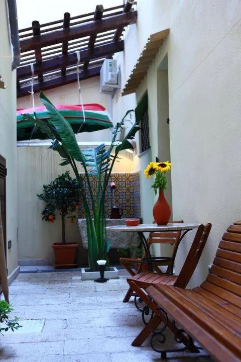 Patio in Palazzo Dei Corsari