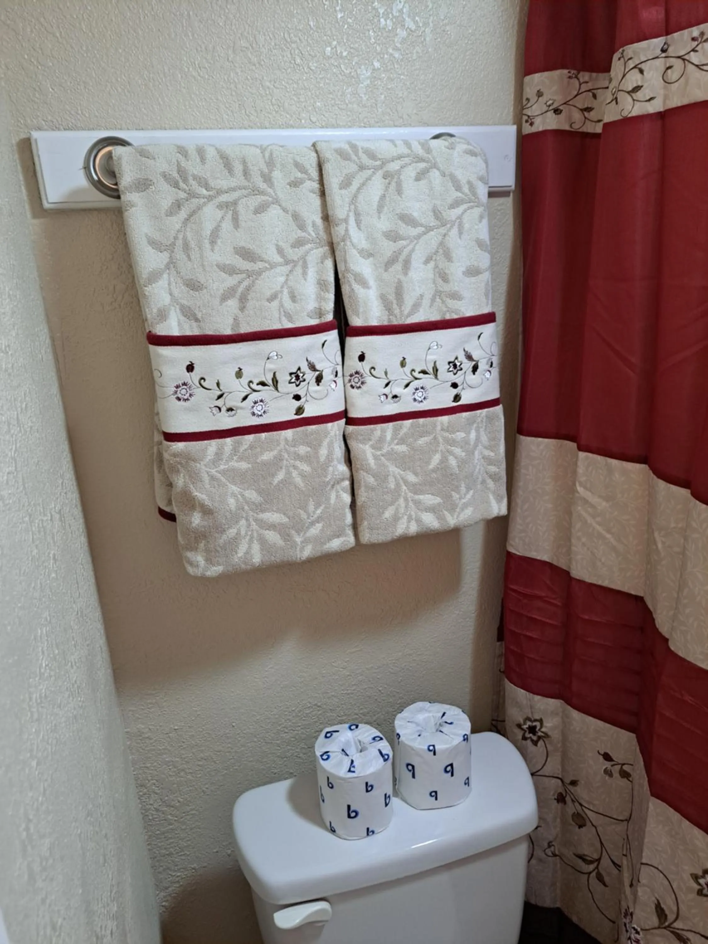 towels in Victorian Inn