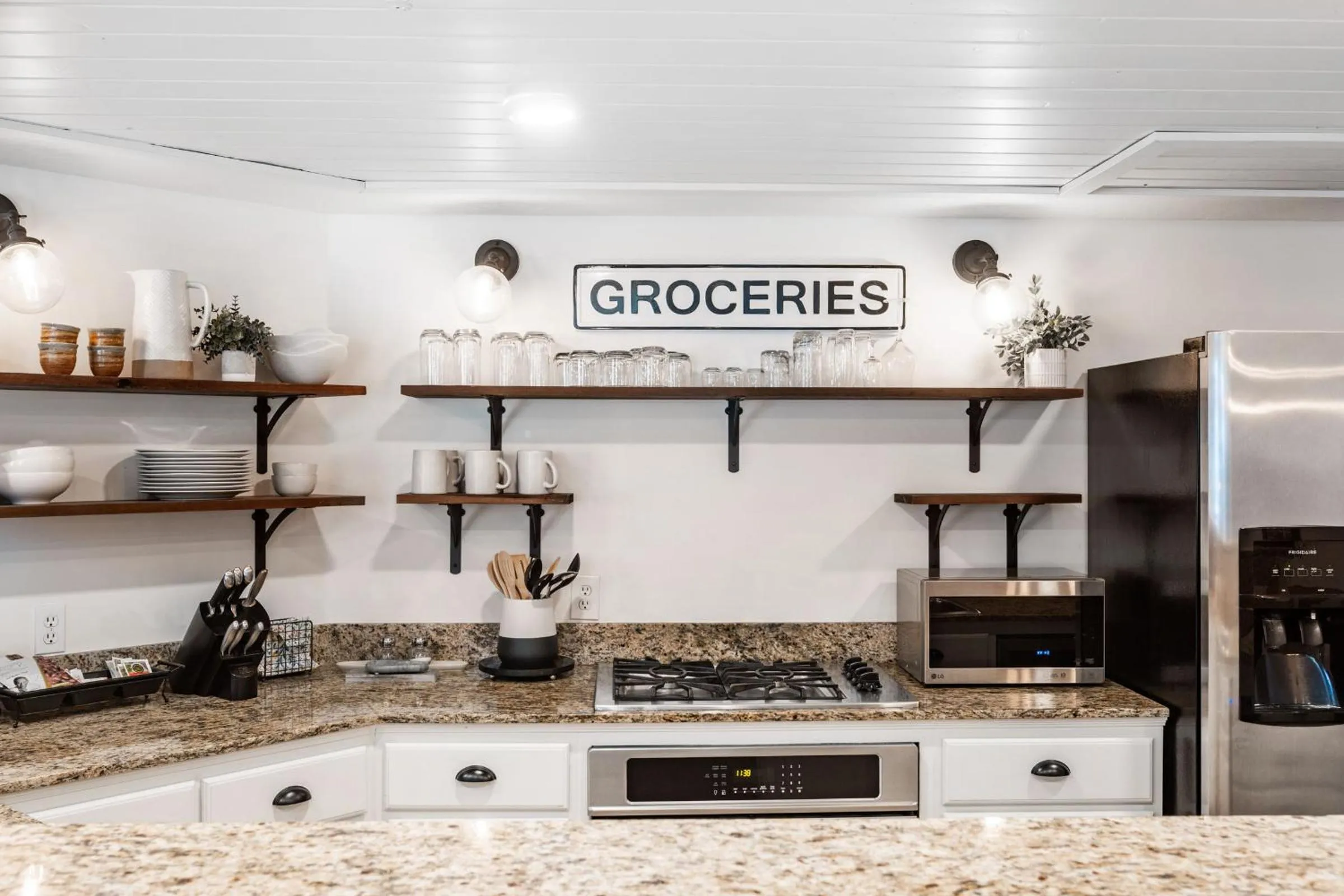 kitchen in The Caledonian by All Seasons Resort Lodging