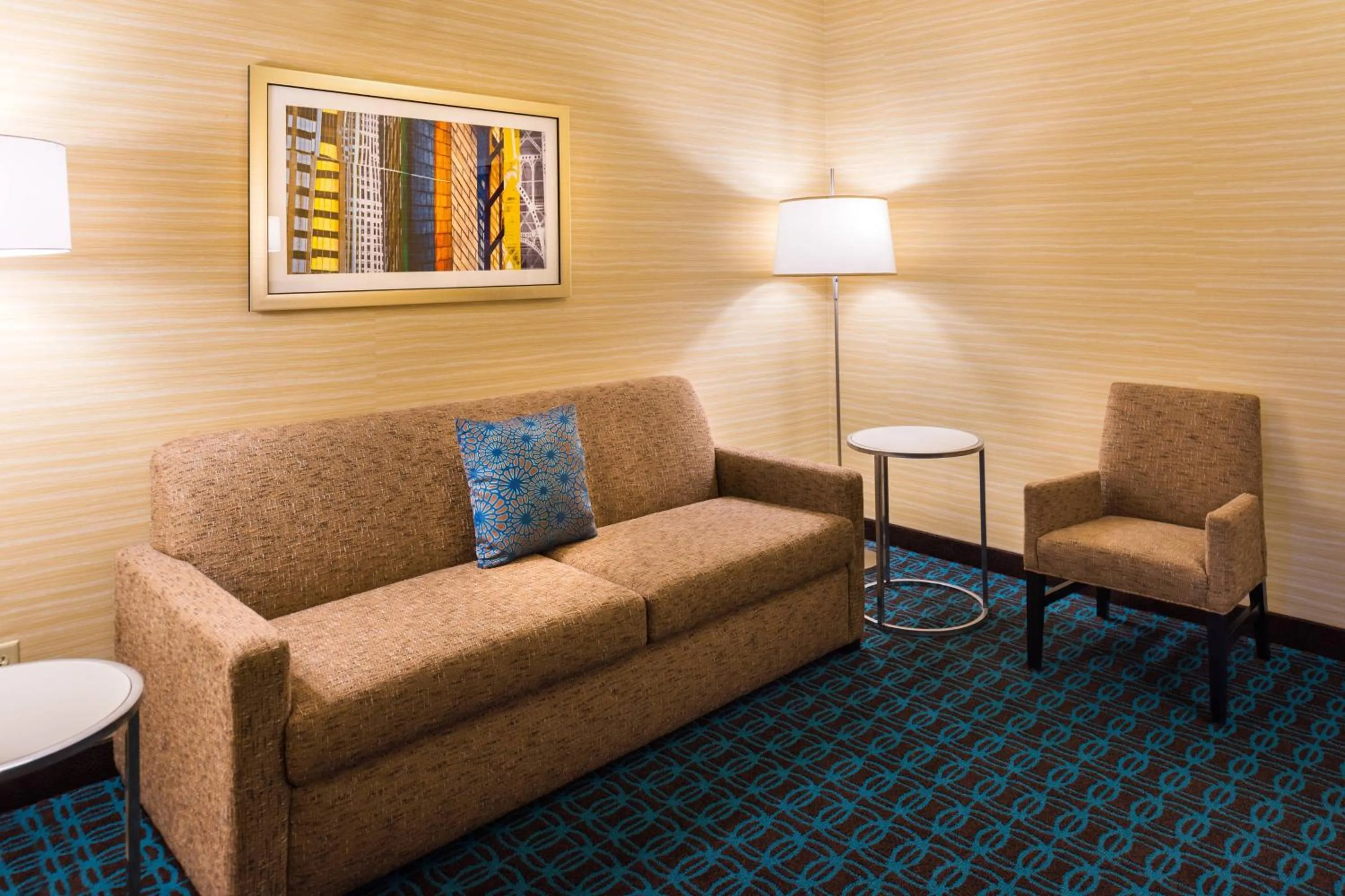 Living room in Fairfield Inn & Suites by Marriott Olean