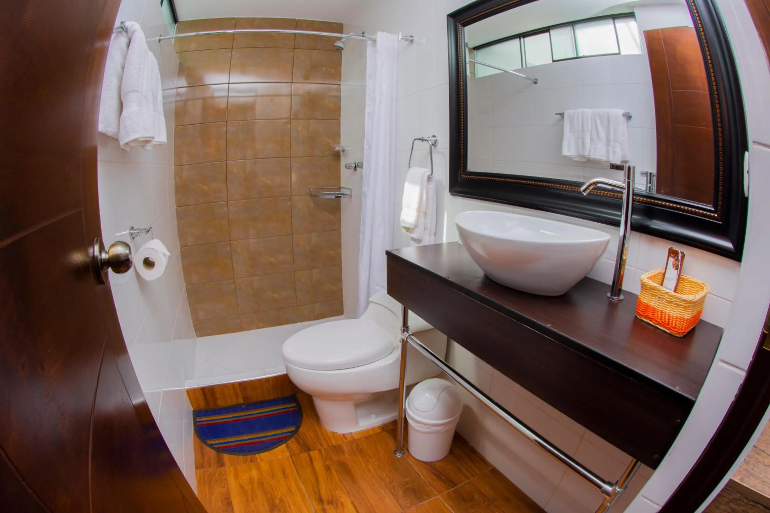 Bathroom in La Casa de Los Balcones