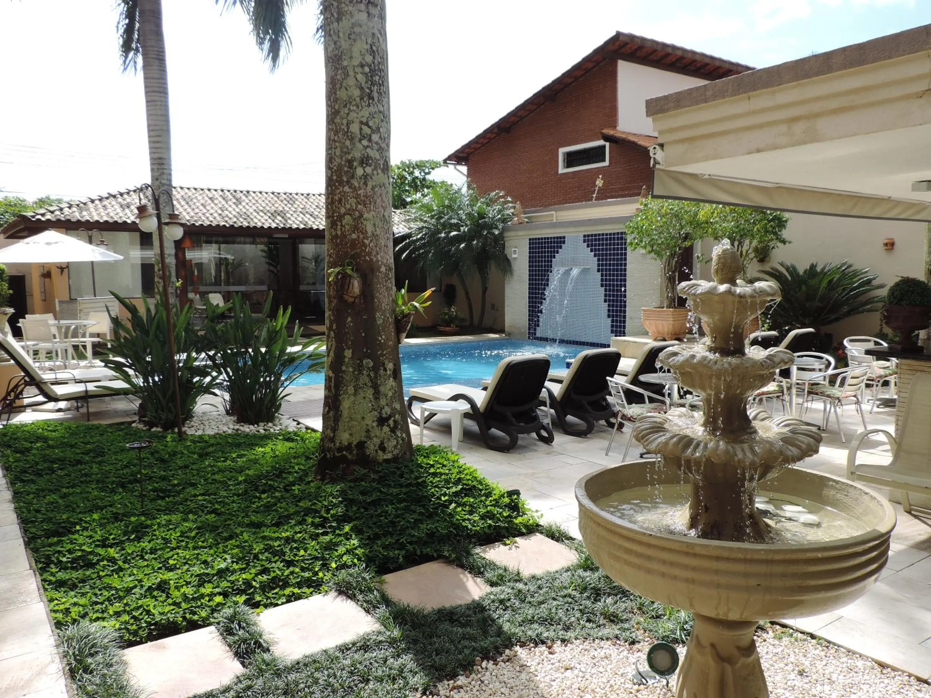 Property building in Hotel Costa Balena-Piscina Aquecida Coberta