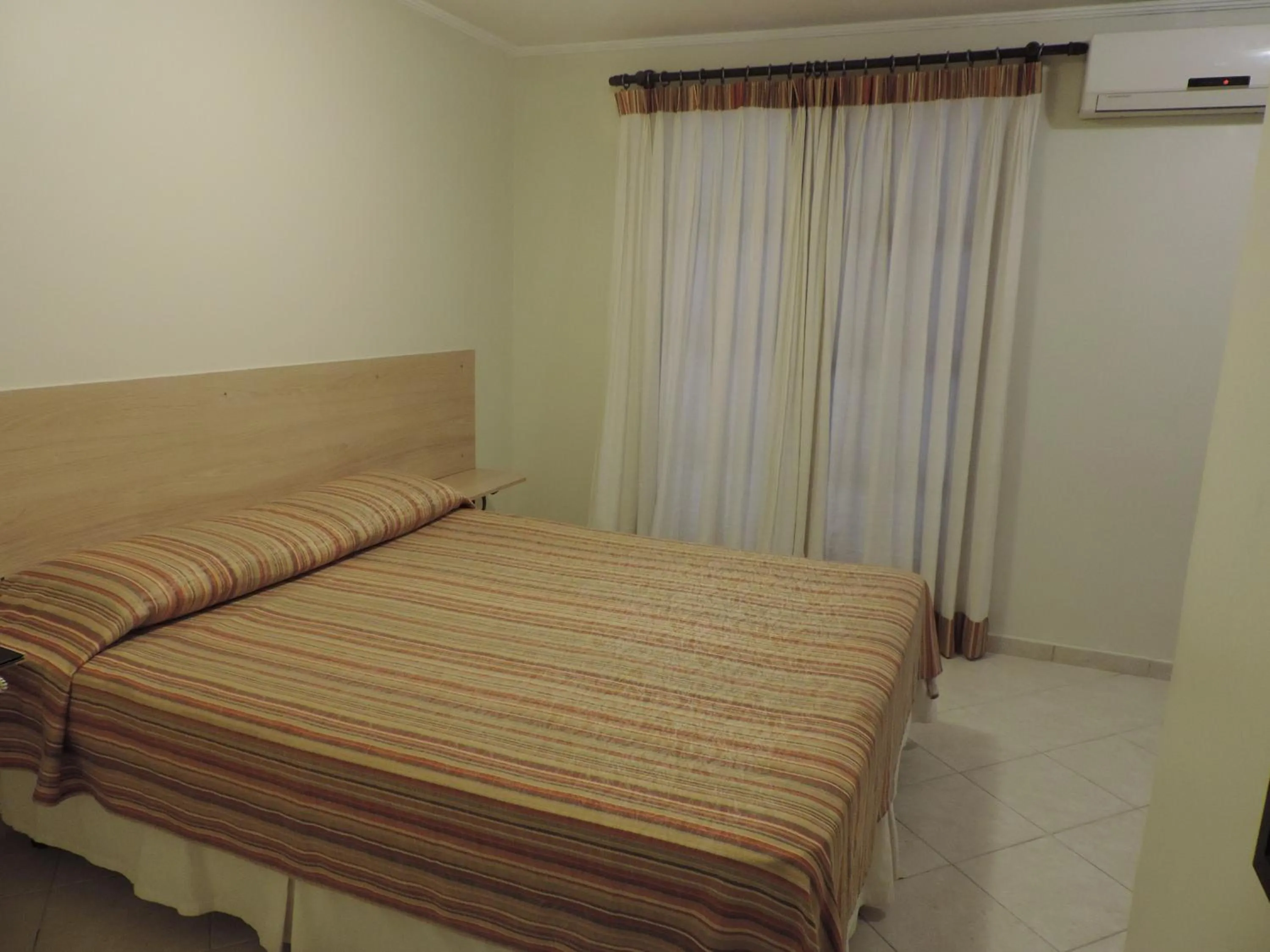 Bed in Hotel Costa Balena-Piscina Aquecida Coberta