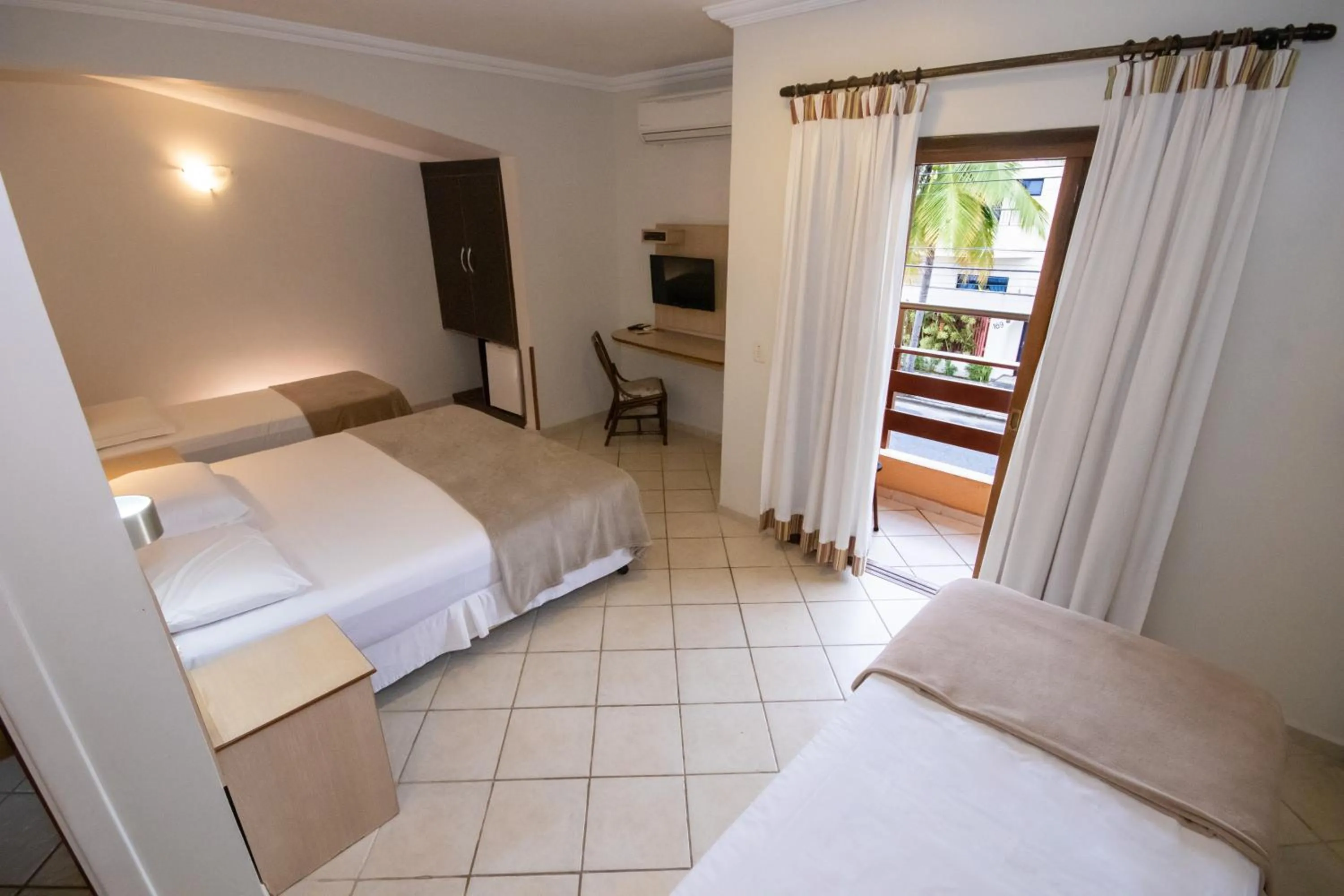 Bed in Hotel Costa Balena-Piscina Aquecida Coberta