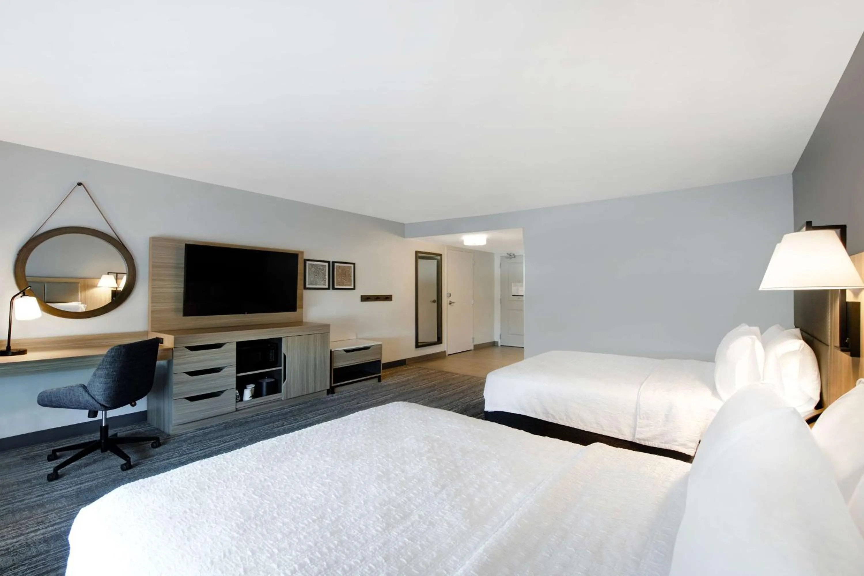 Bedroom, Bed in Hampton Inn Anderson/Alliance Business Park