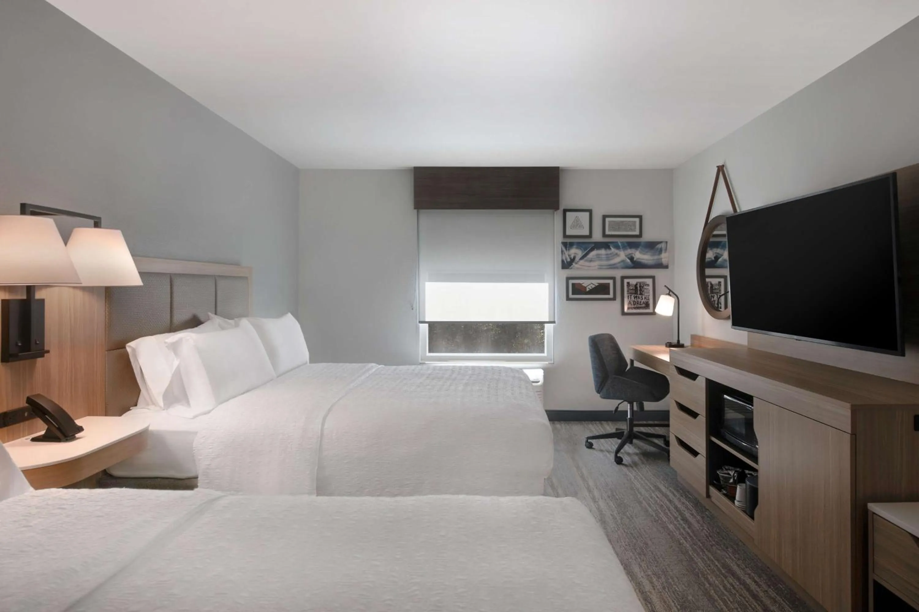 Bed in Hampton Inn Anderson/Alliance Business Park