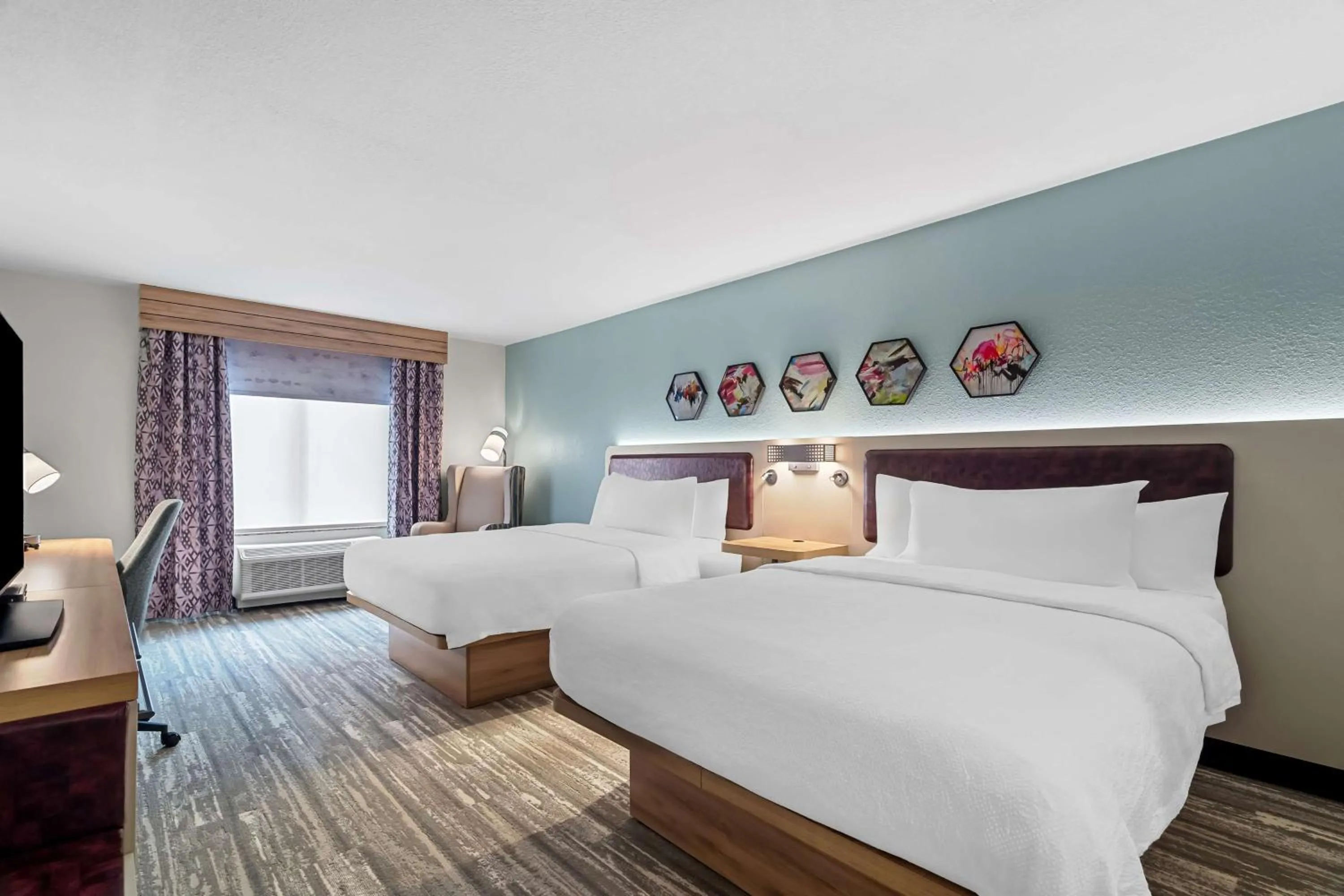 Bedroom, Bed in Hilton Garden Inn Cartersville