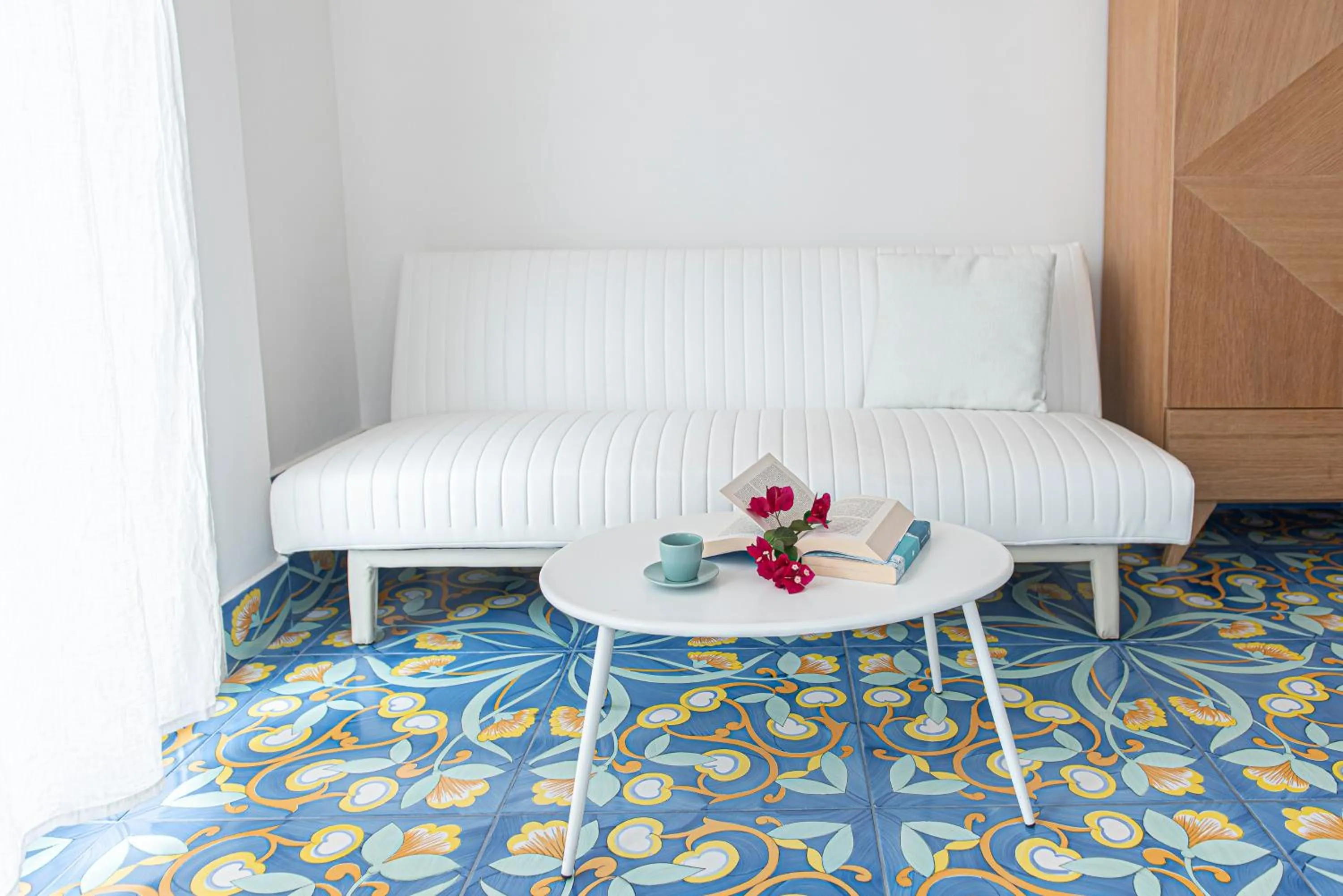 Bed in B&B Le Bateau Bleu Adults Only 12 plus