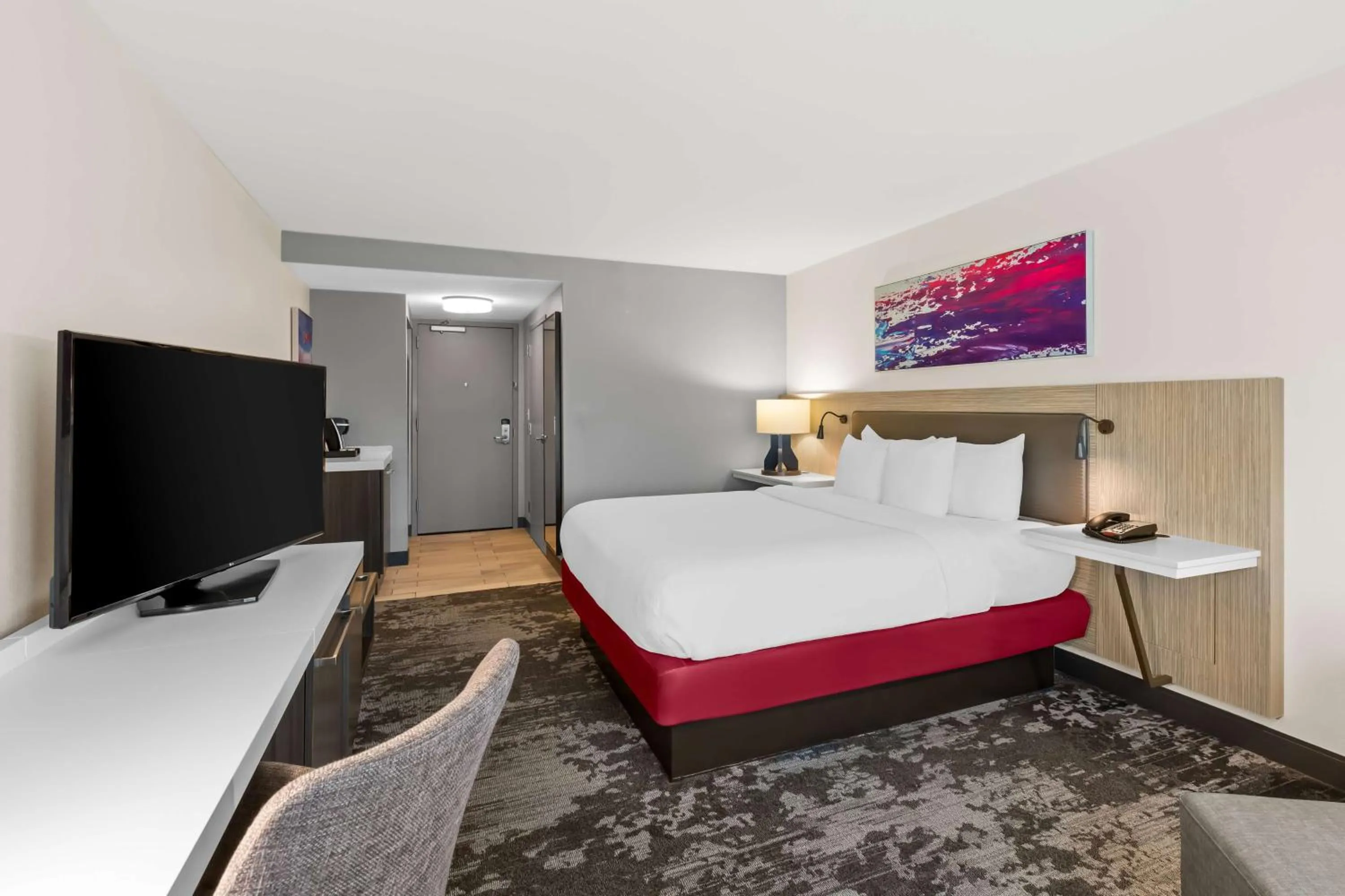 Bedroom, Bed in Hilton Garden Inn Atlanta Airport North