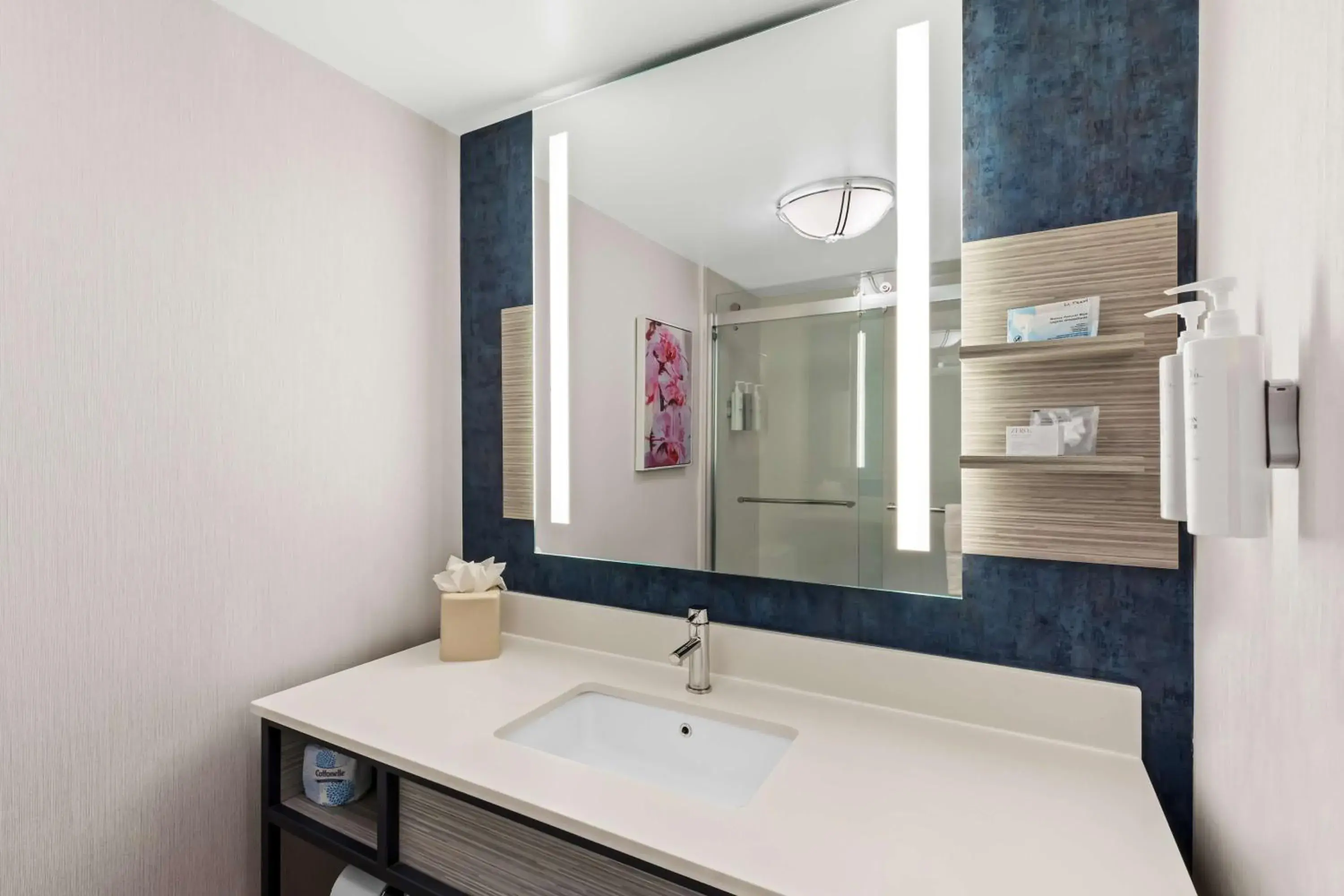 King Room - Hearing Access in Hilton Garden Inn Atlanta Airport North King Room - Hearing Access in Hilton Garden Inn Atlanta Airport North