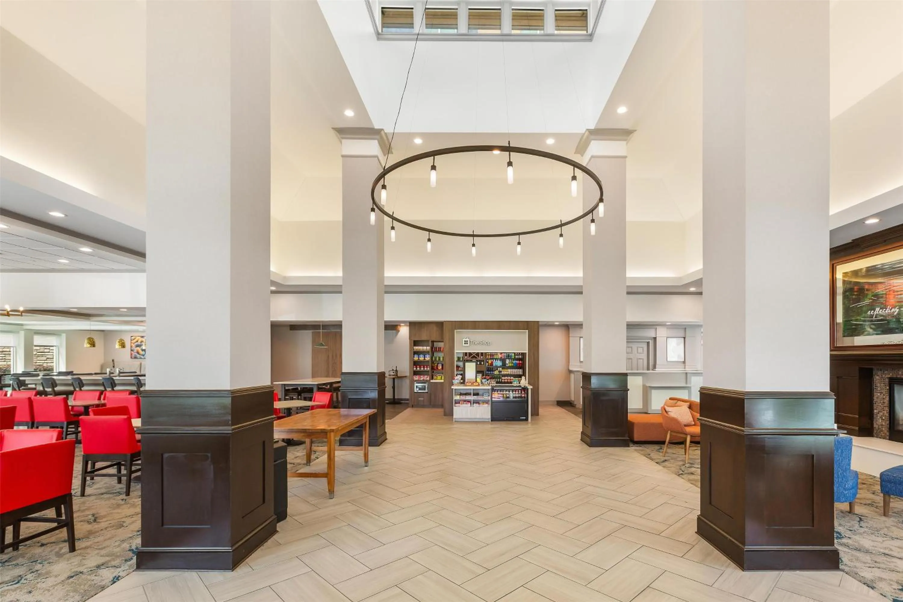 Lobby or reception in Hilton Garden Inn Atlanta Airport North