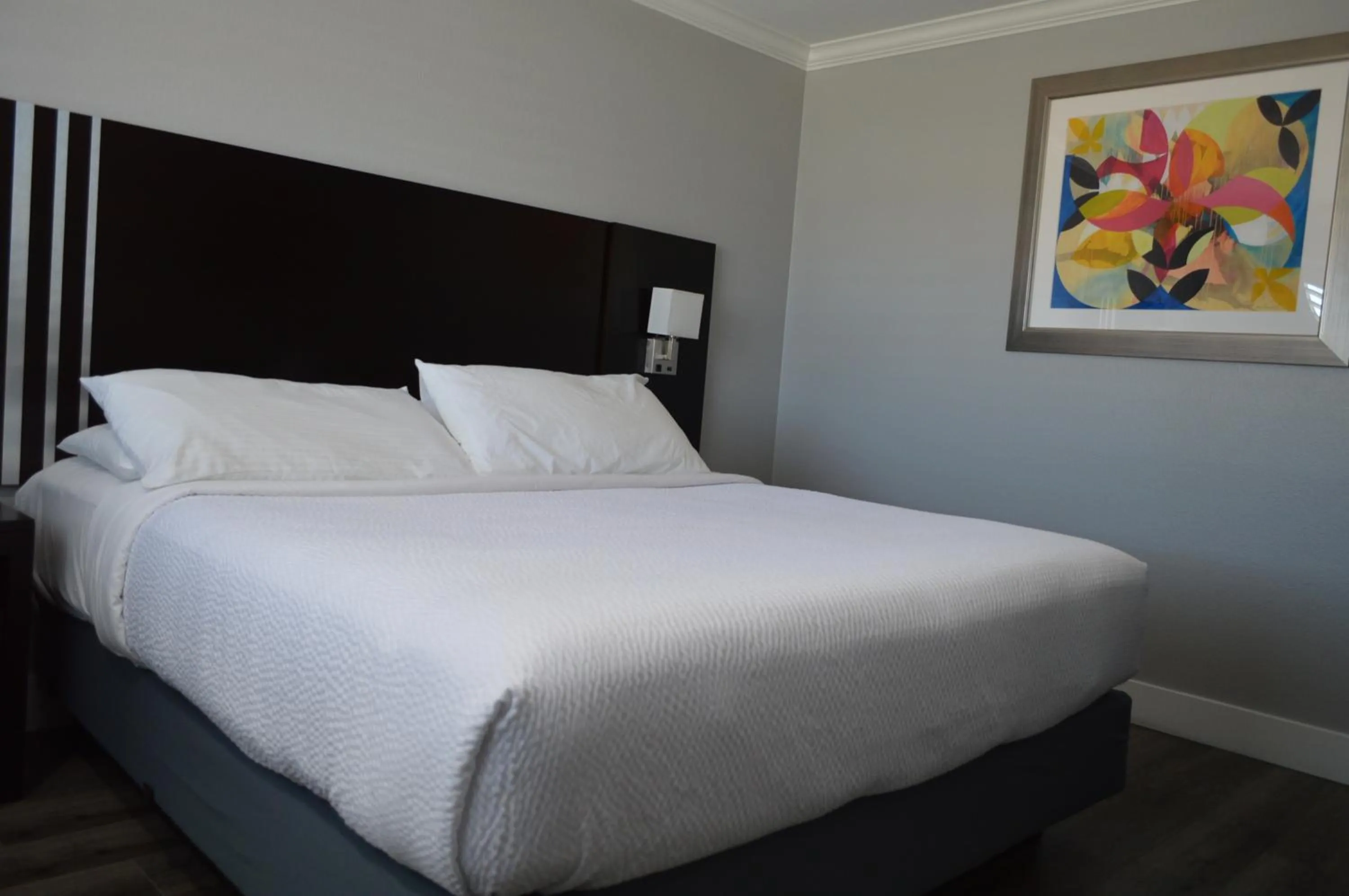 Bedroom, Bed in Fairview Inn & Suites