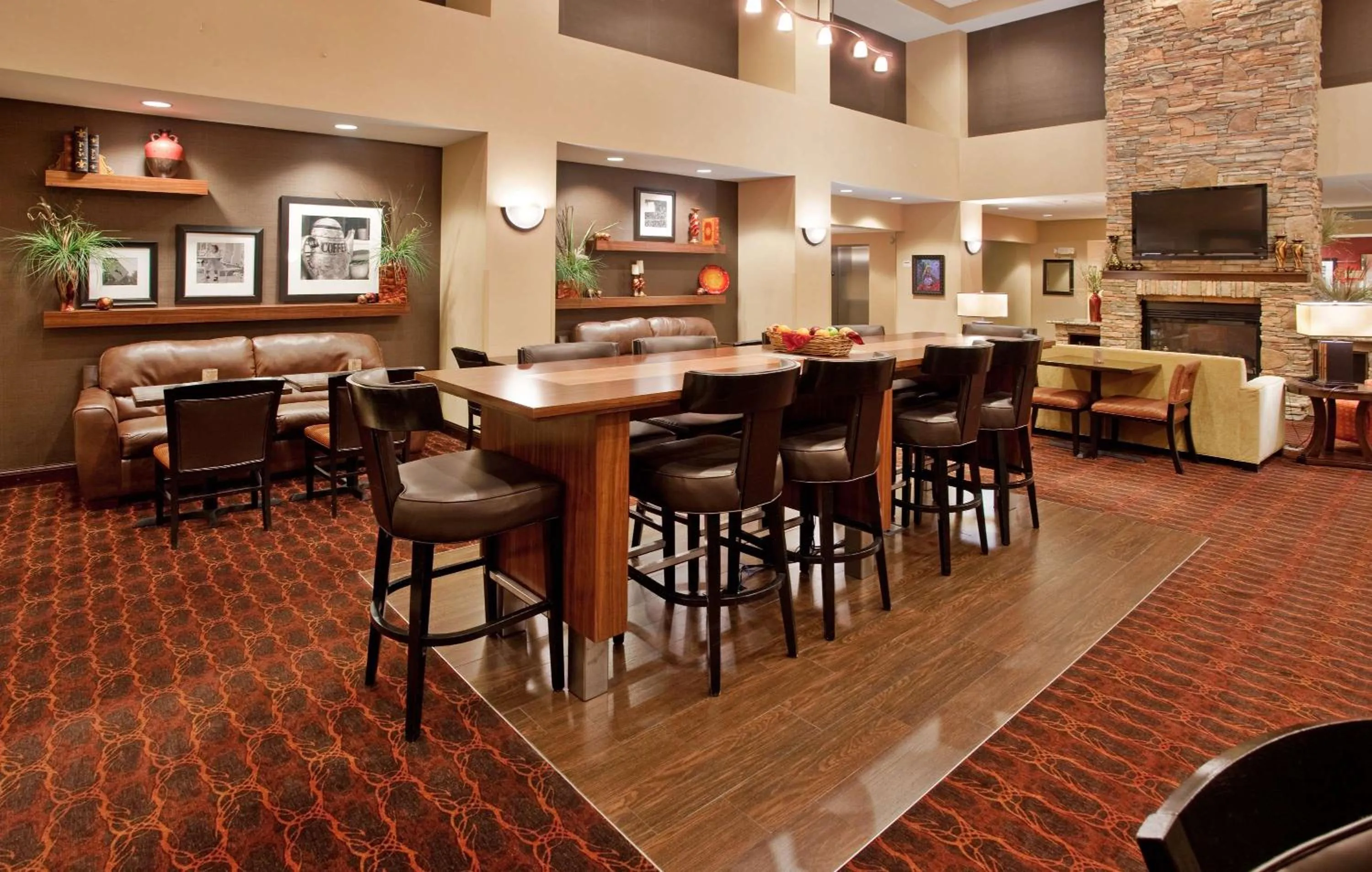 Lobby or reception in Hampton Inn & Suites Watertown