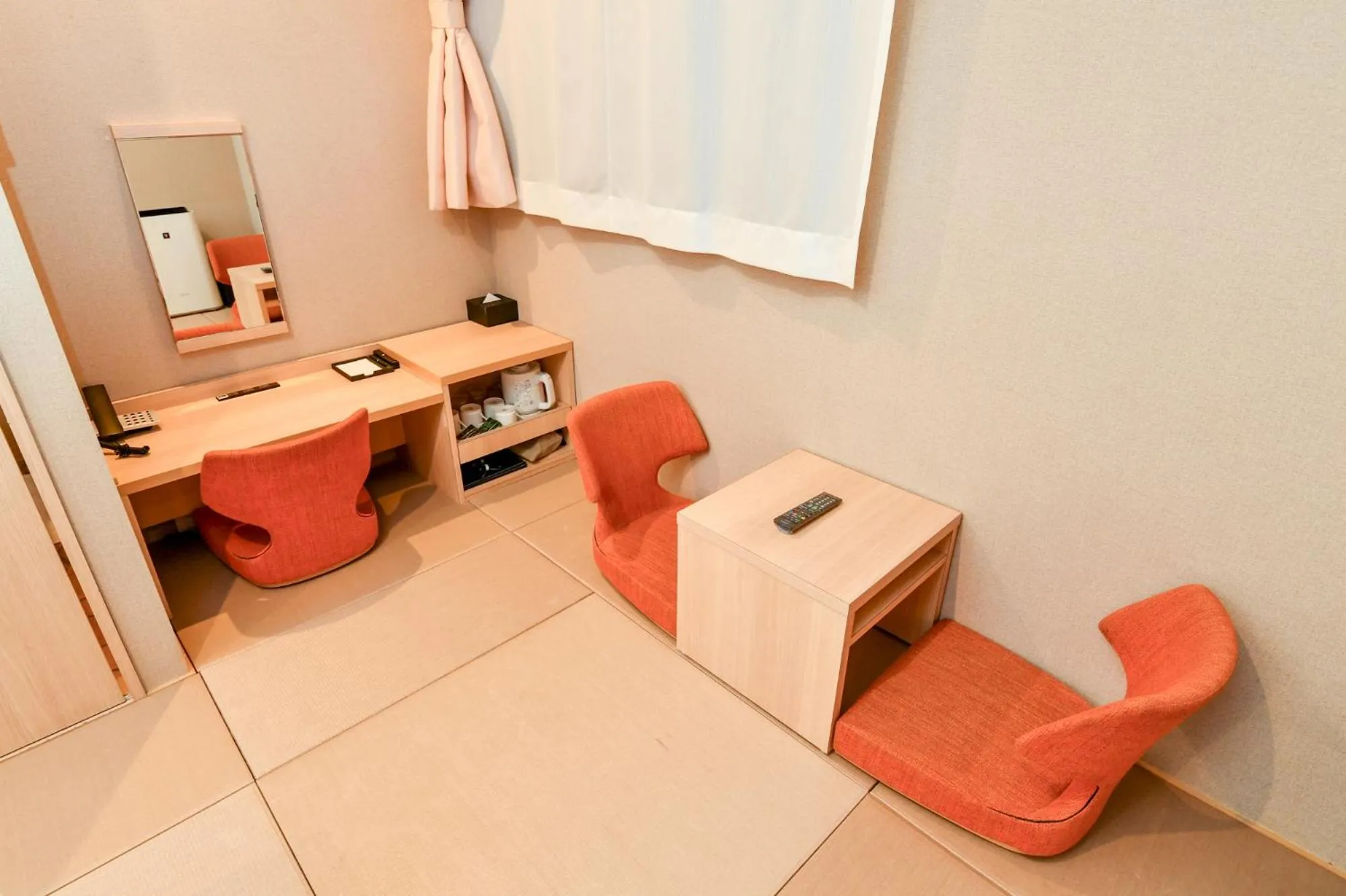 Photo of the whole room in Sanco Inn Nagoya Shinkansen-guchi Annex