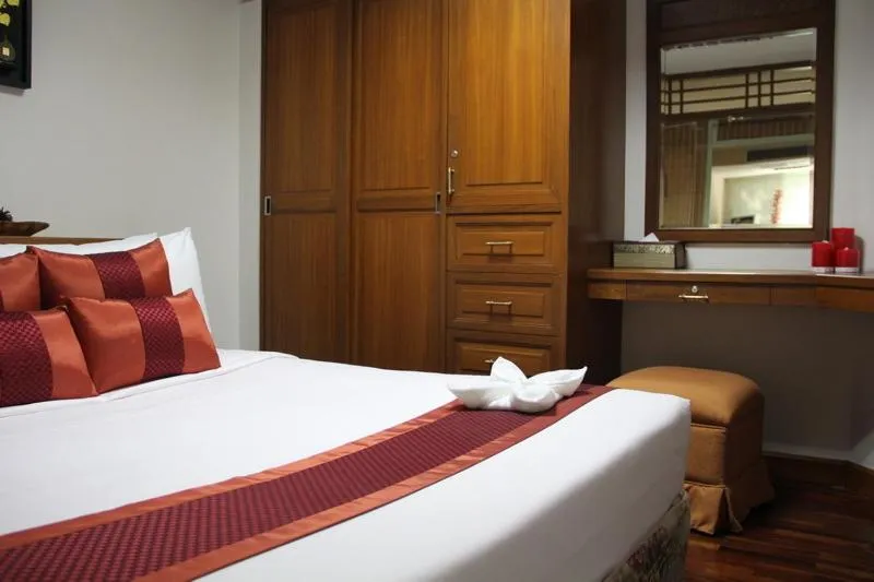 Decorative detail, Bed in B.S. Court Hotel Sathorn