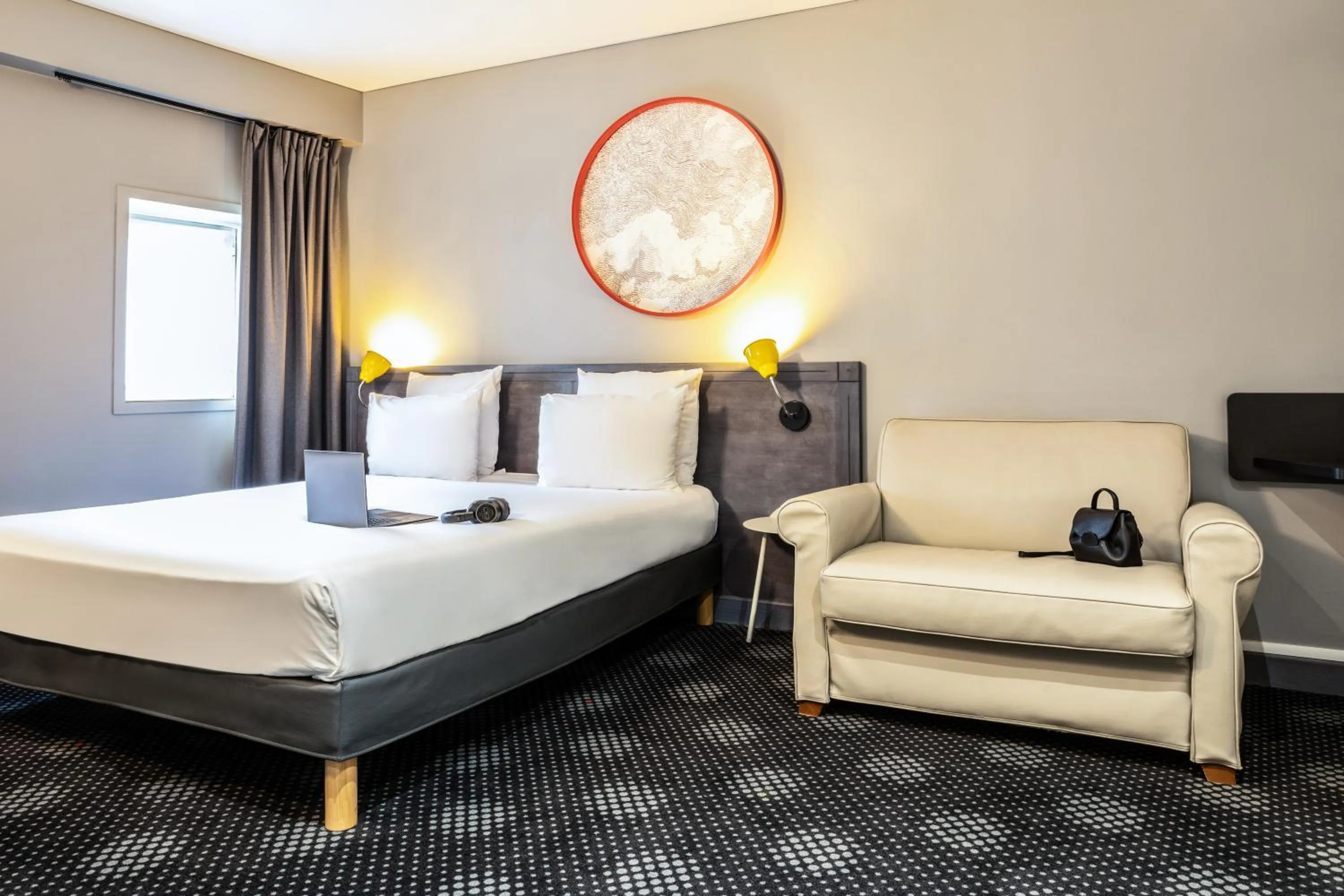 Bed in ibis Styles Paris Mairie de Montreuil