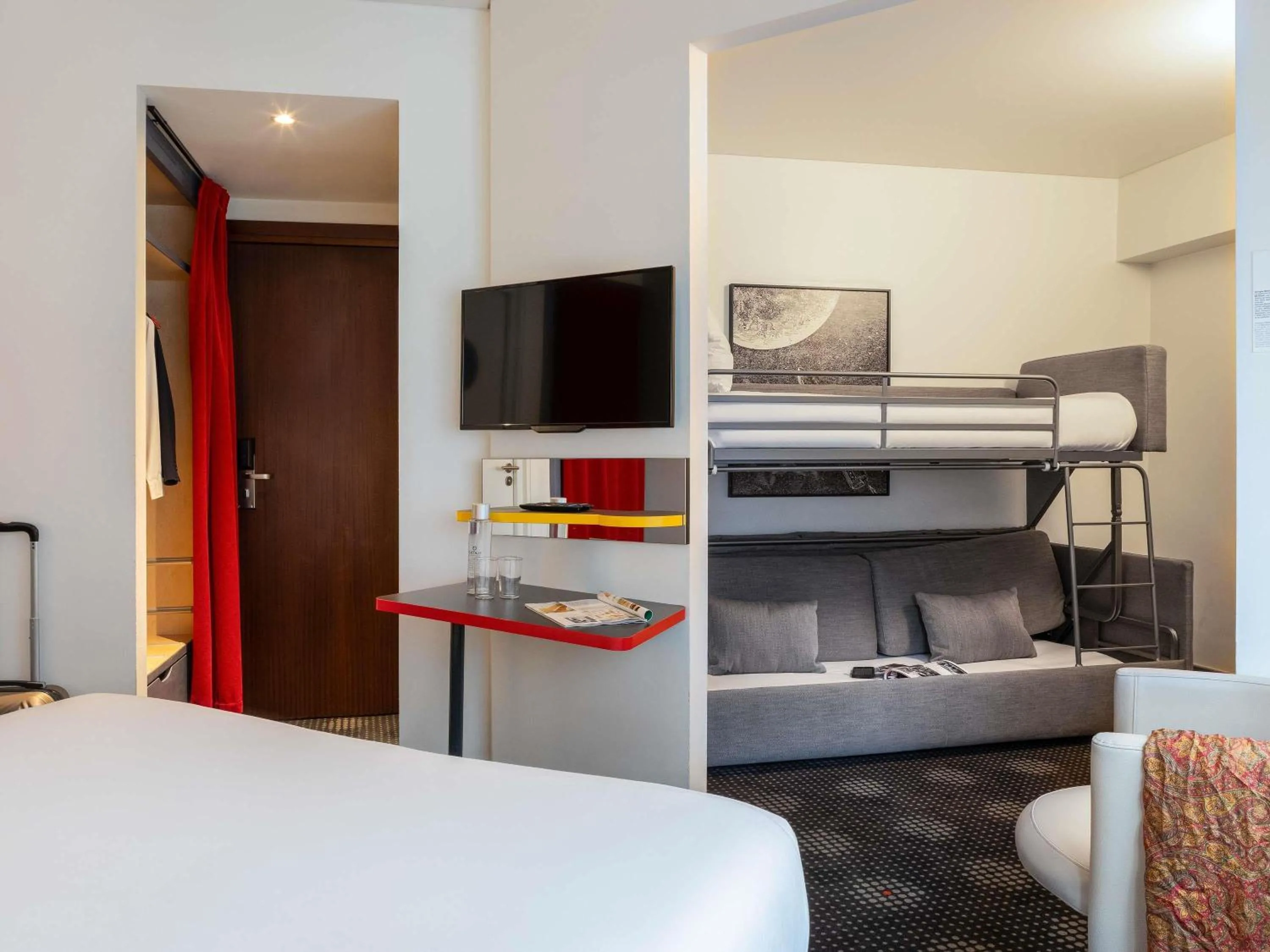 Bedroom, Bed in ibis Styles Paris Mairie de Montreuil
