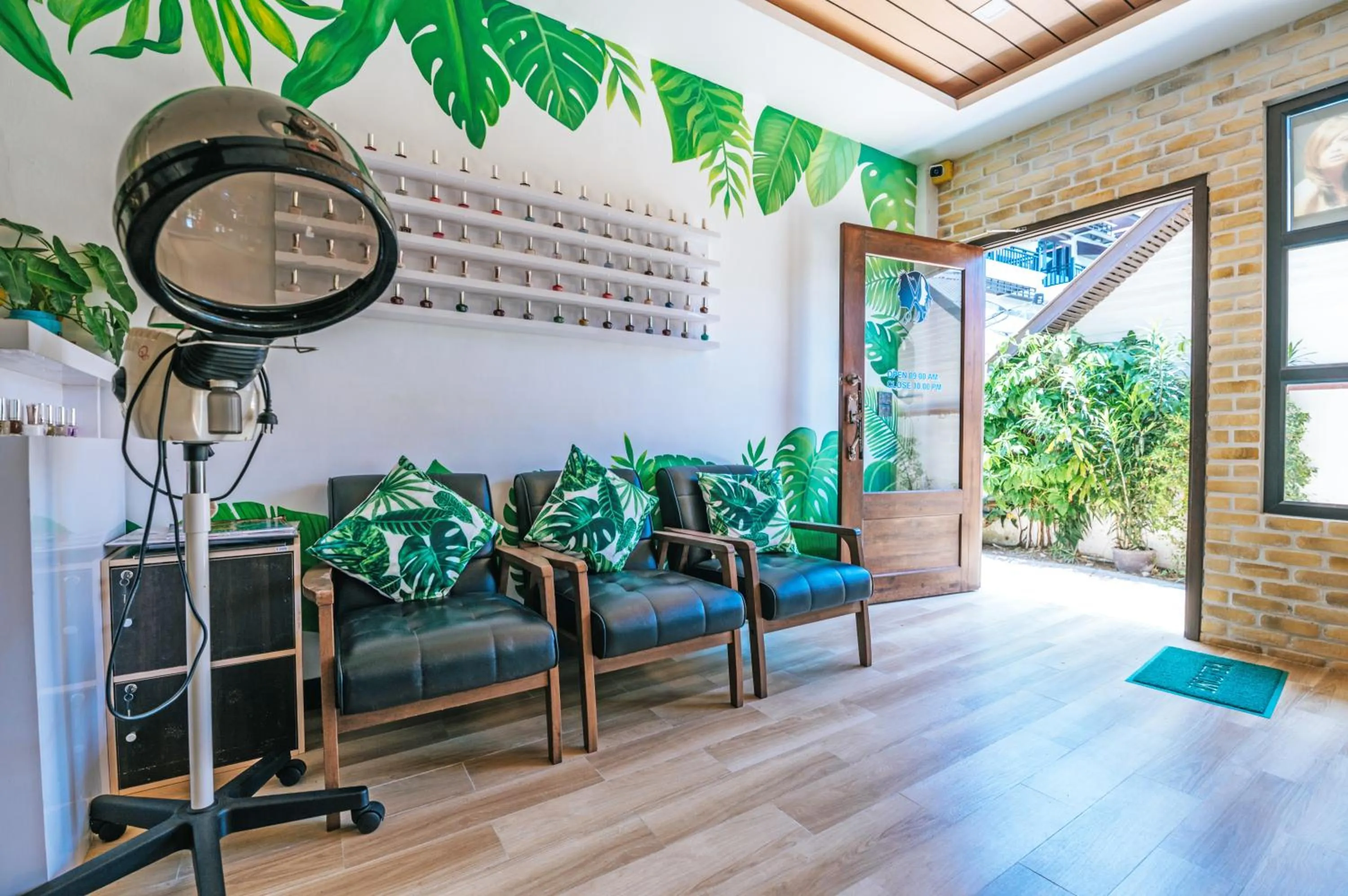 Area and facilities in Phi Phi Andaman Legacy Resort