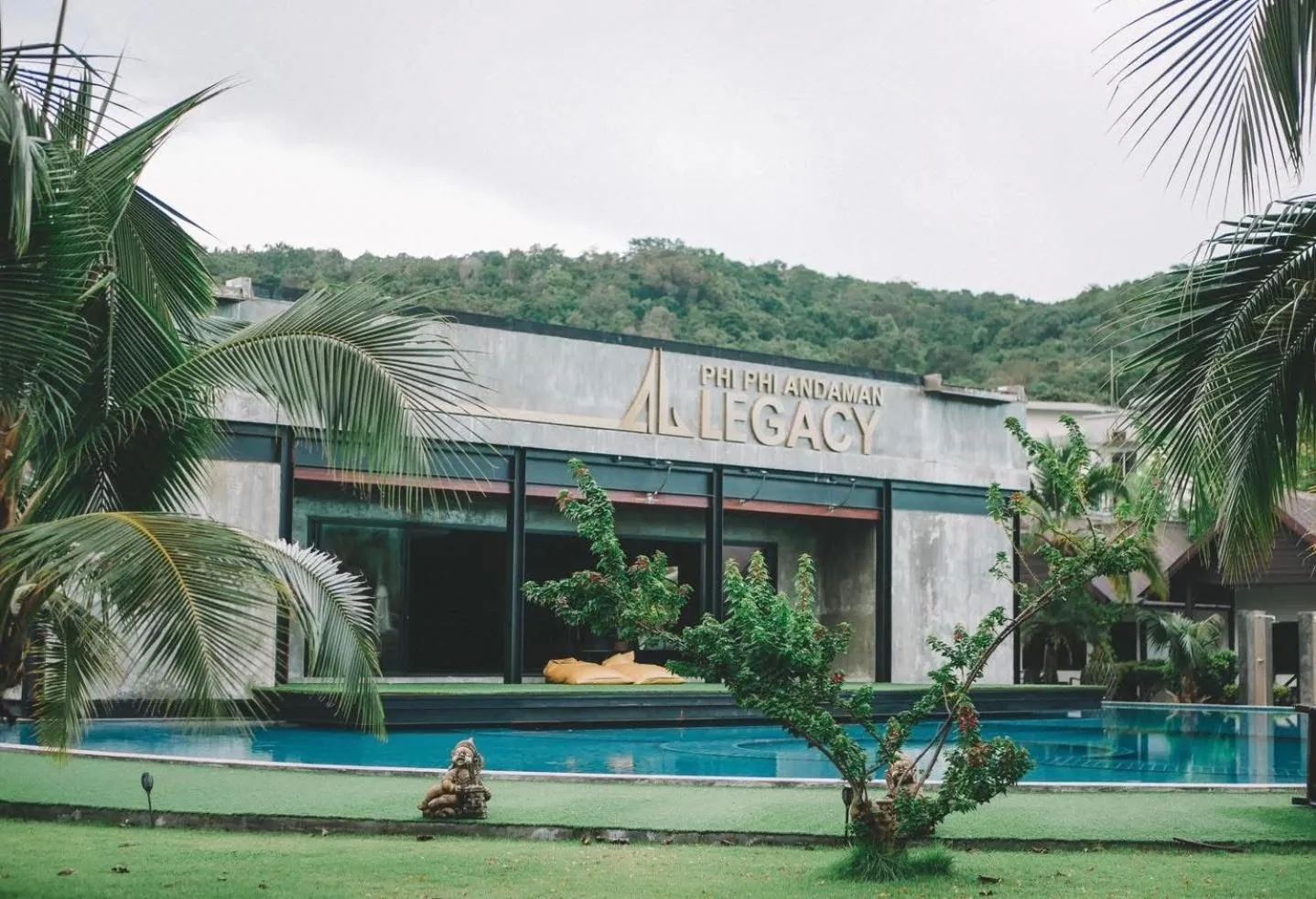 Phi Phi Andaman Legacy Resort