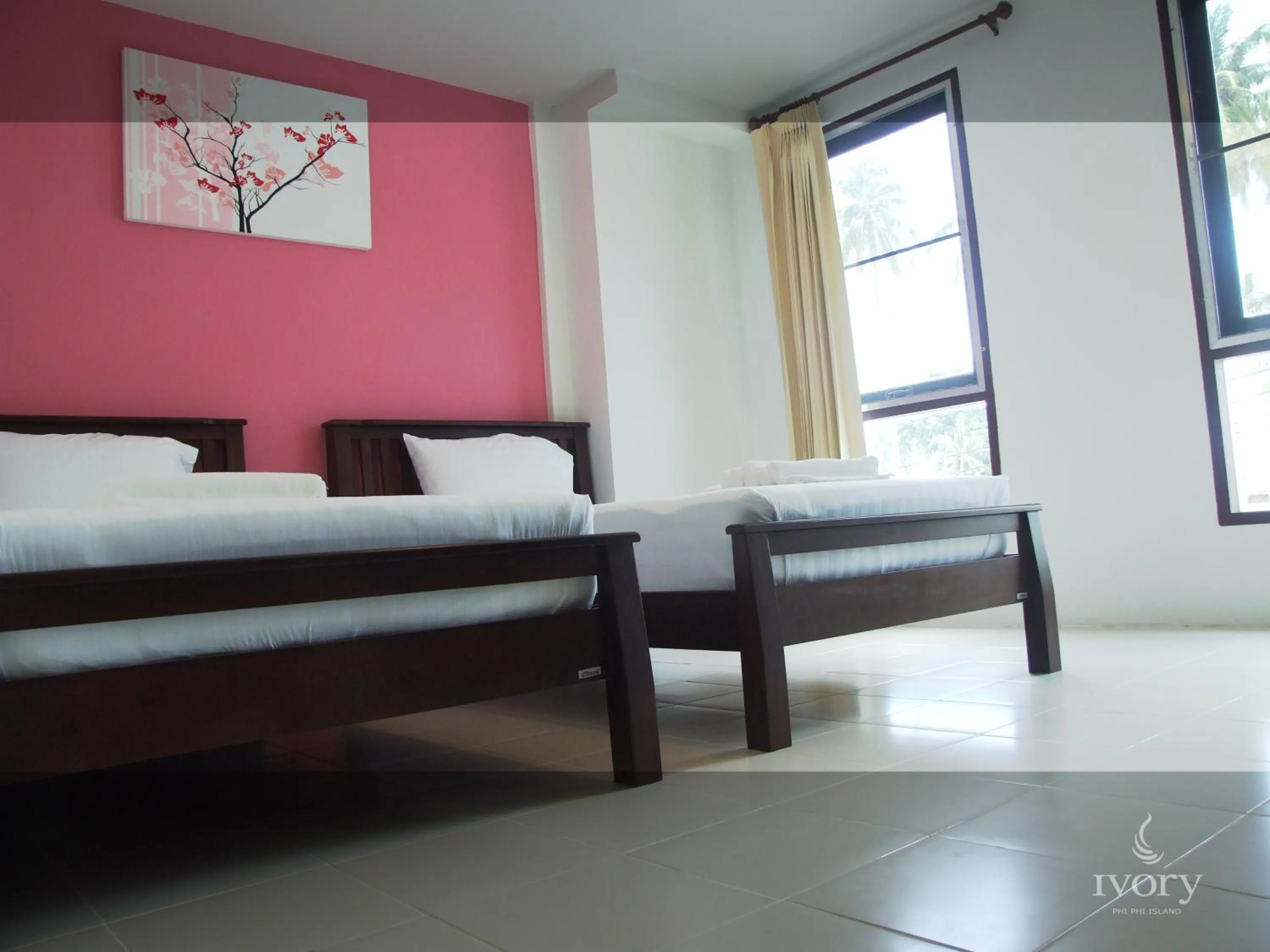 Bed in Ivory Phi Phi Island