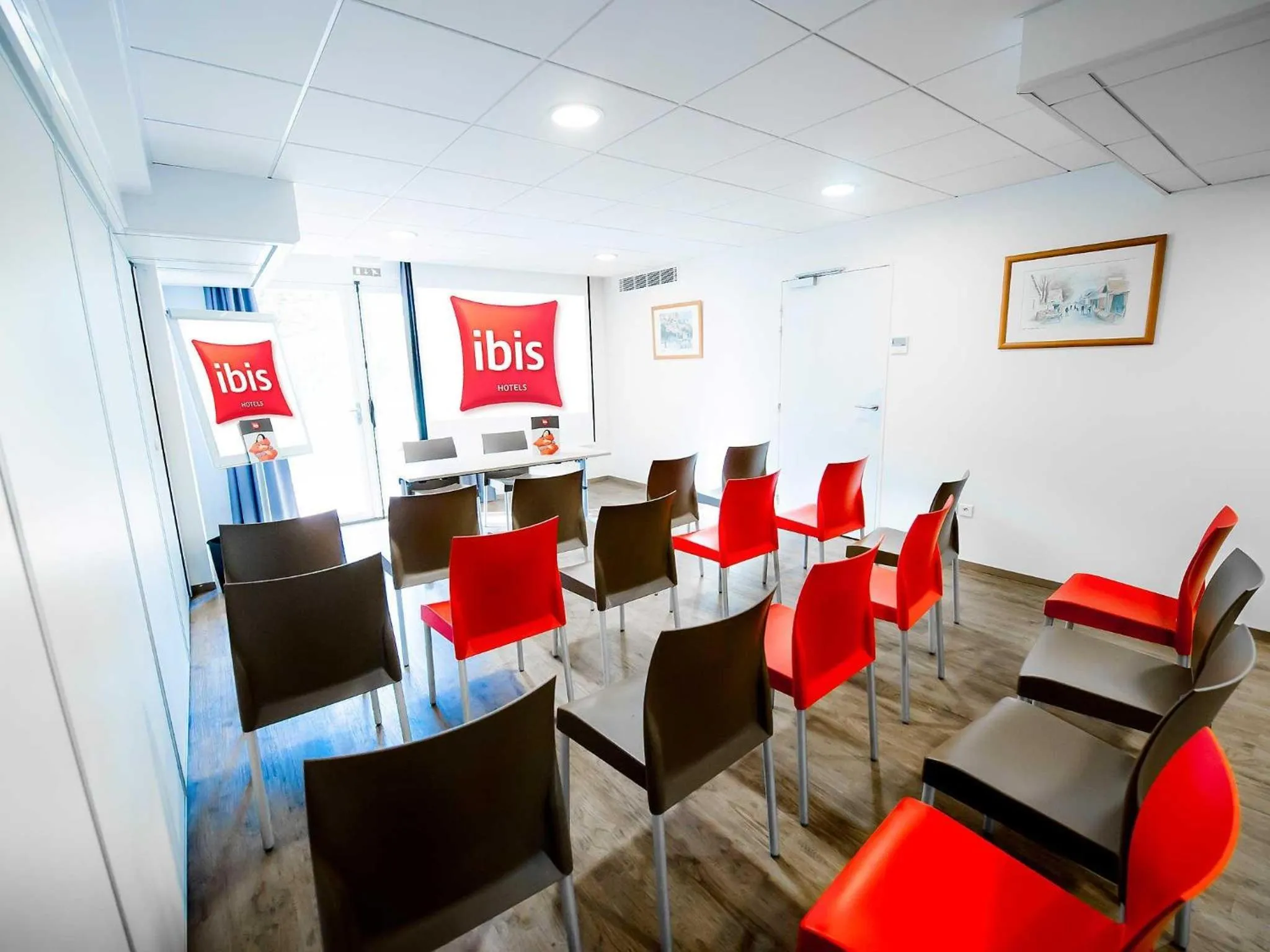 Meeting/conference room in ibis Maisons Laffitte