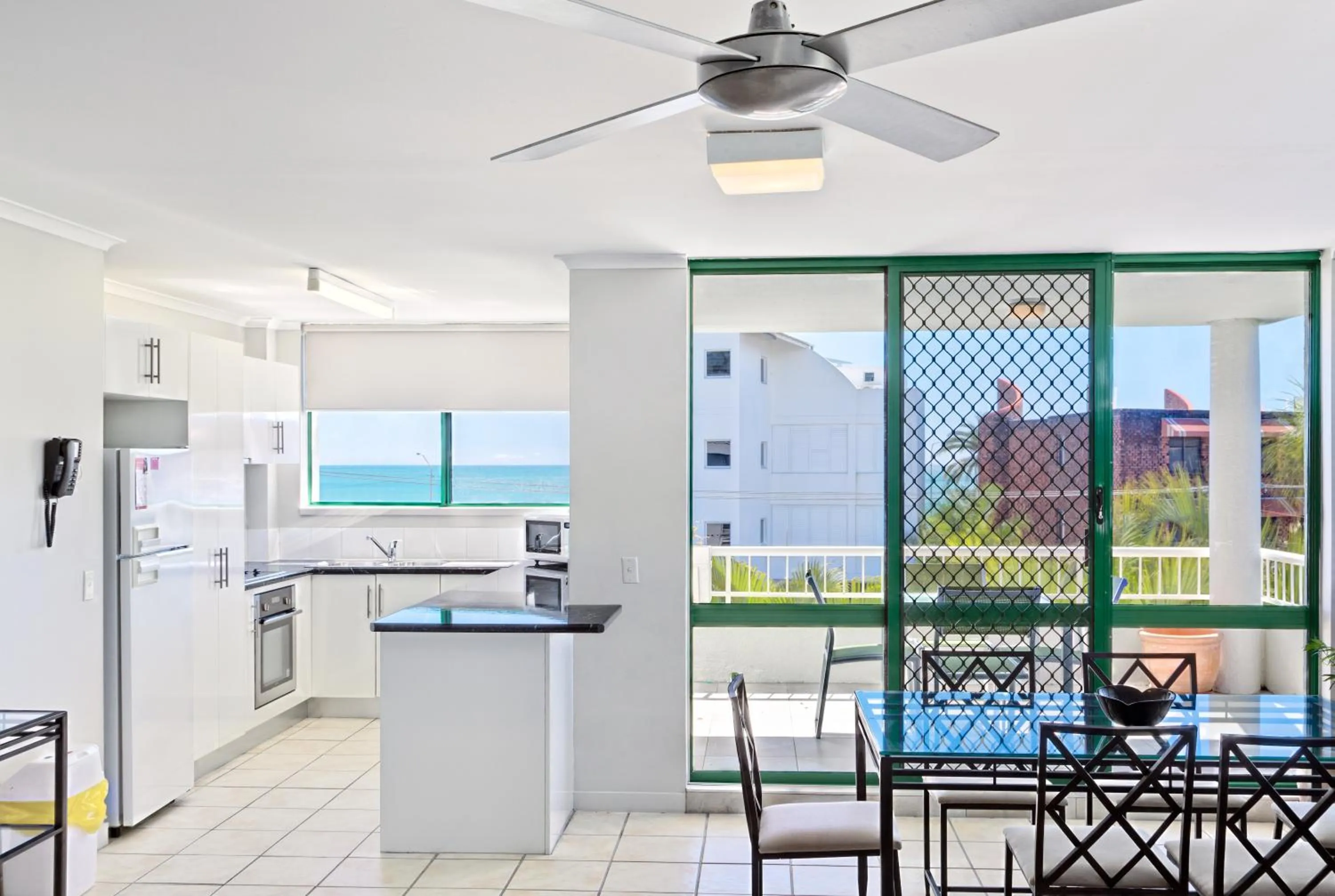 Day in Headland Gardens Holiday Apartments