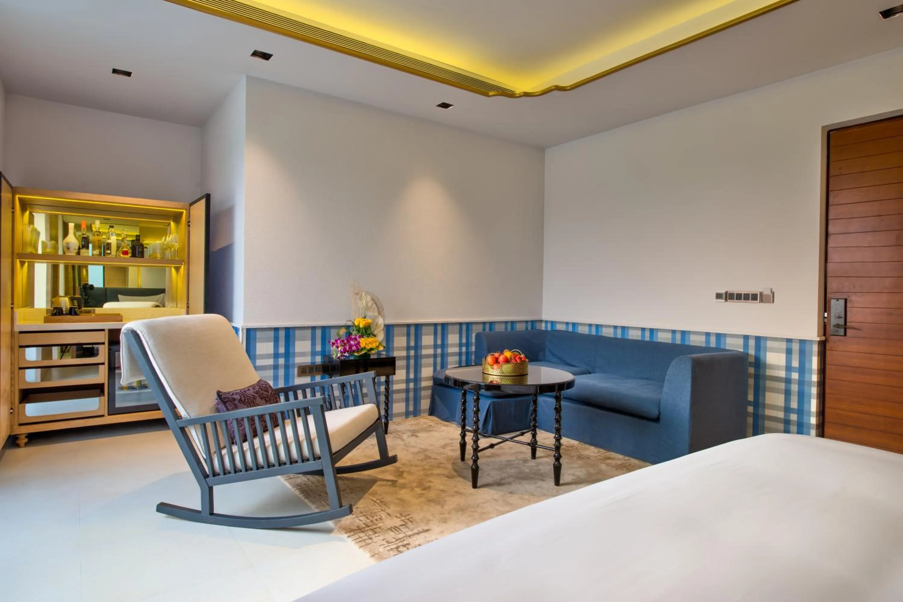 Living room, Bed in Azaya Beach Resort Goa