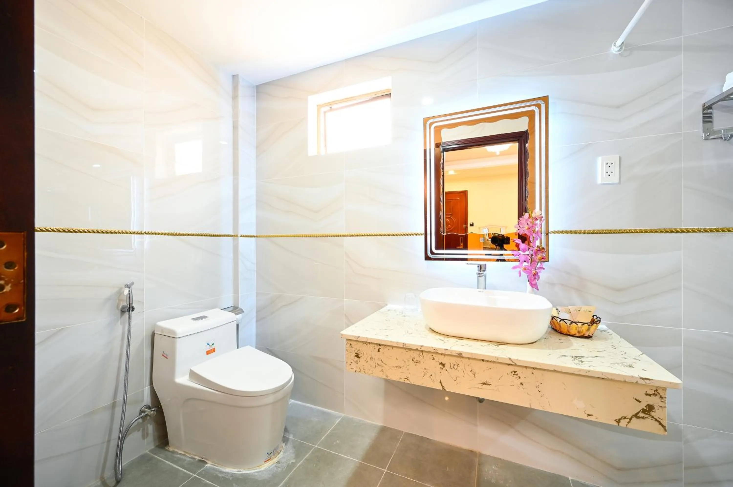 Bathroom in Nicecy Saigon Hotel