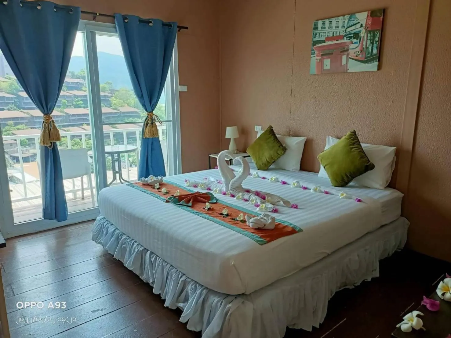 Photo of the whole room, Bed in Uphill Cottage