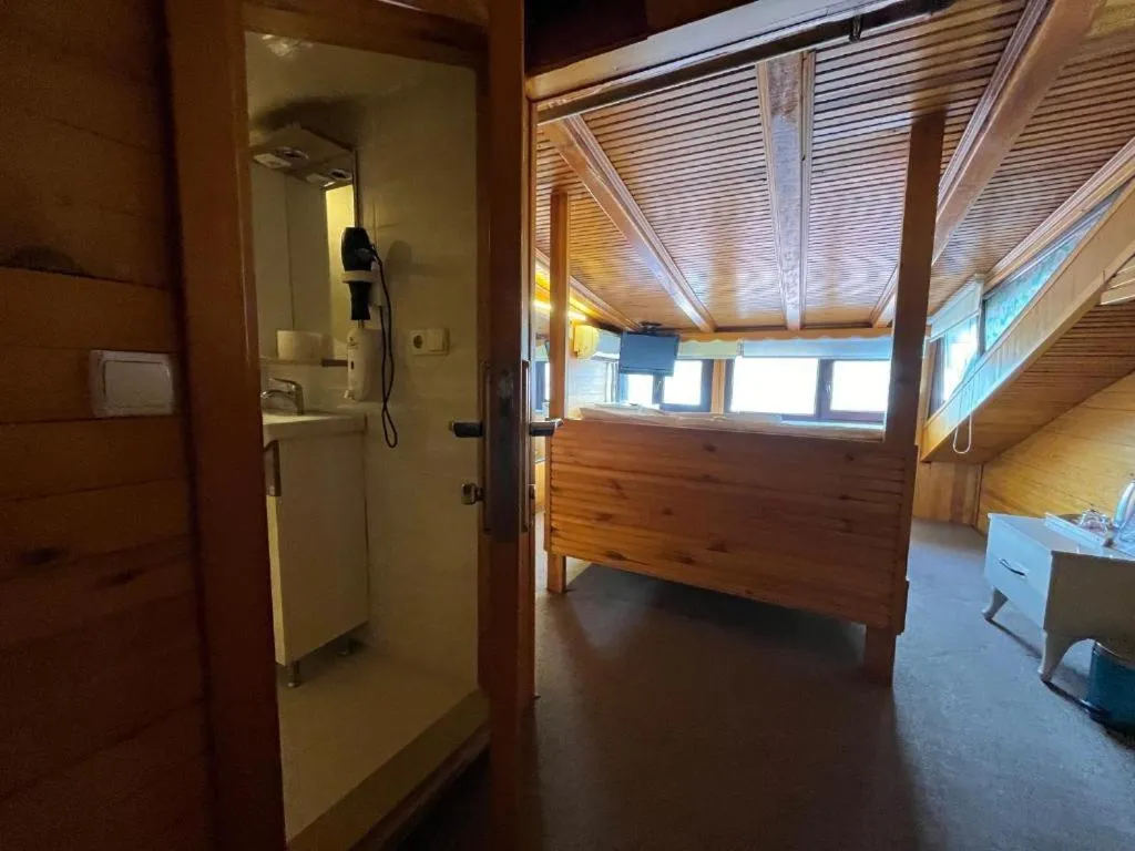 Le Safran Suite Hotel