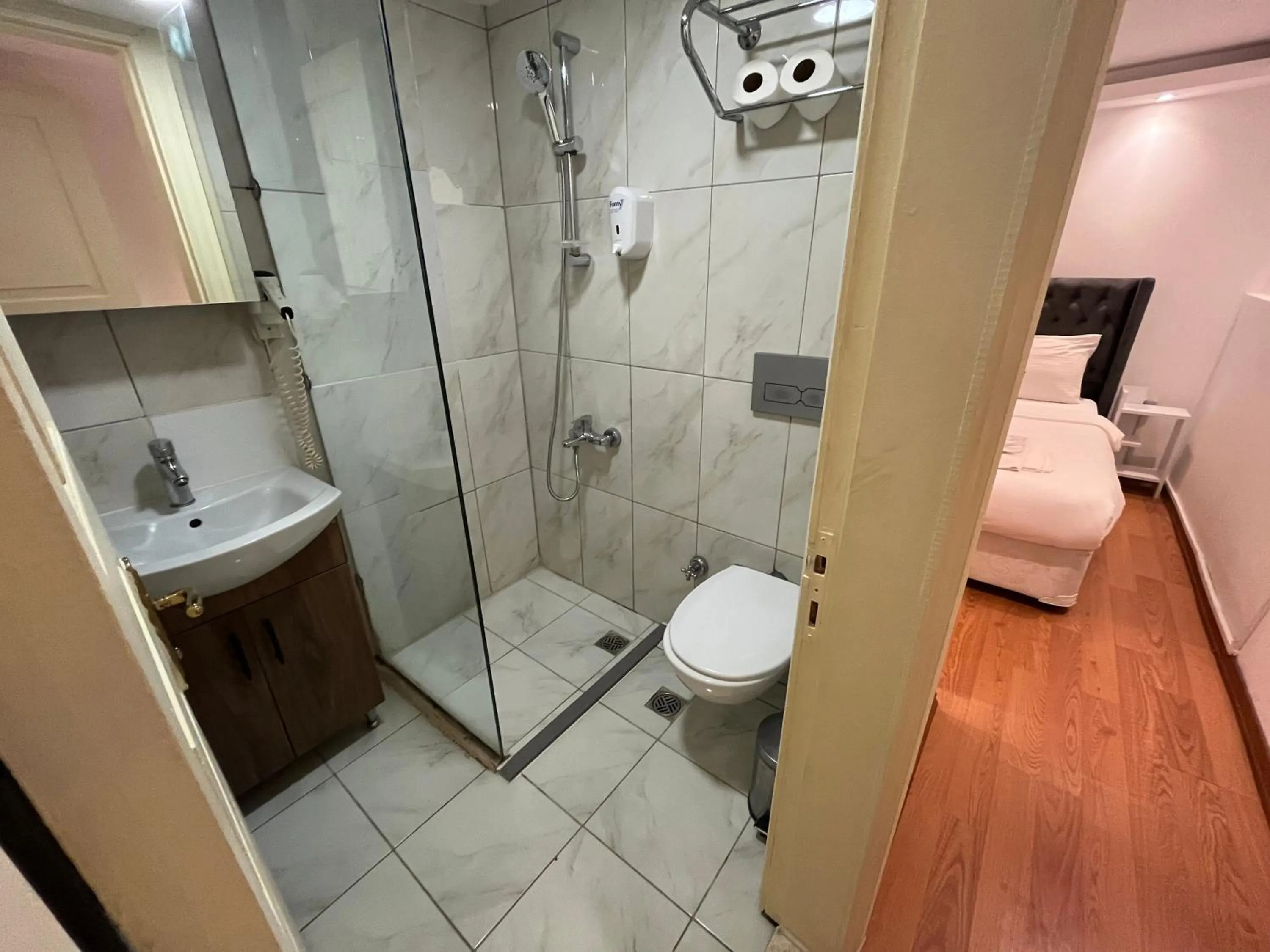 Le Safran Suite Hotel