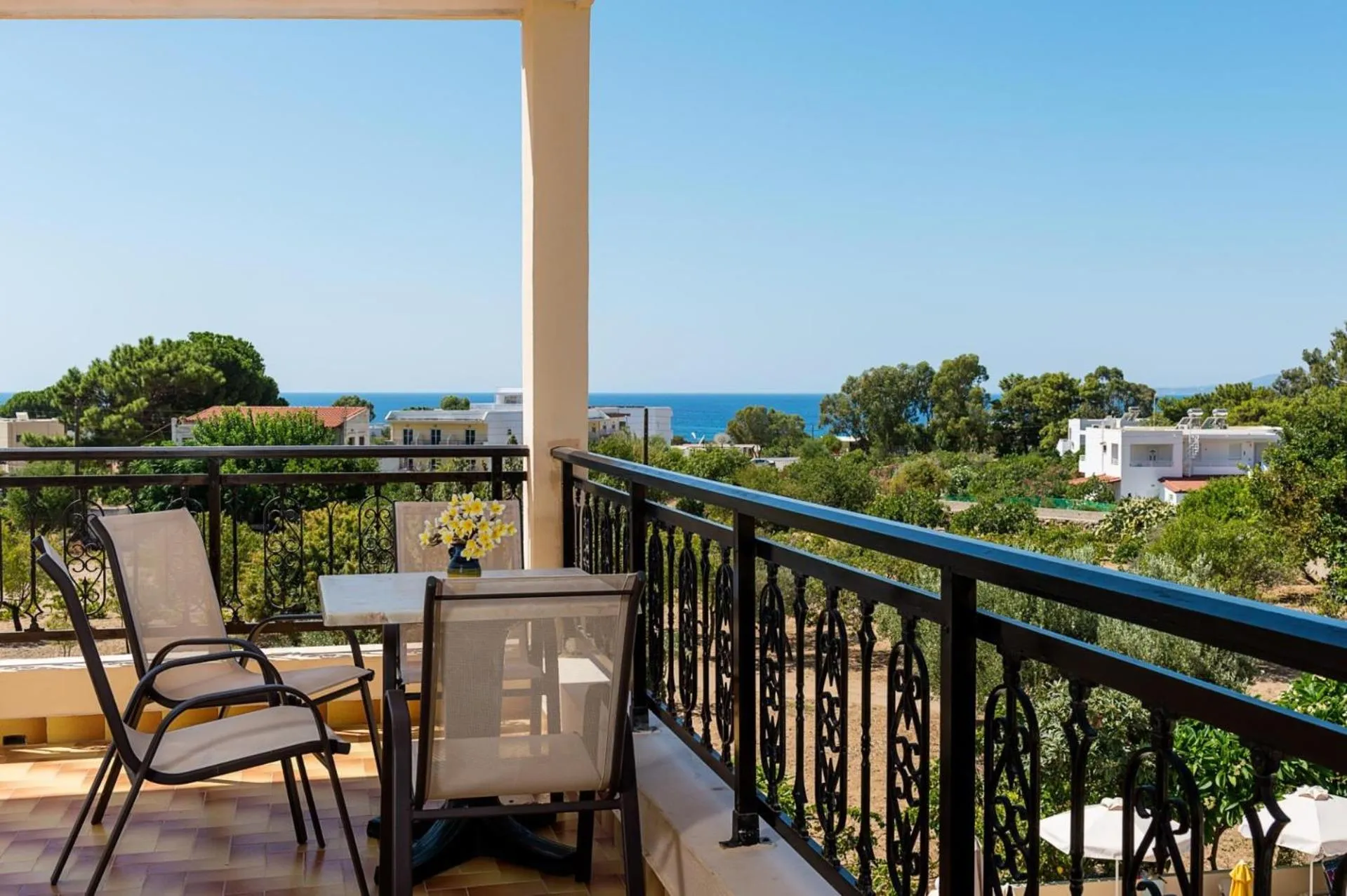 Summer Memories Aparthotel